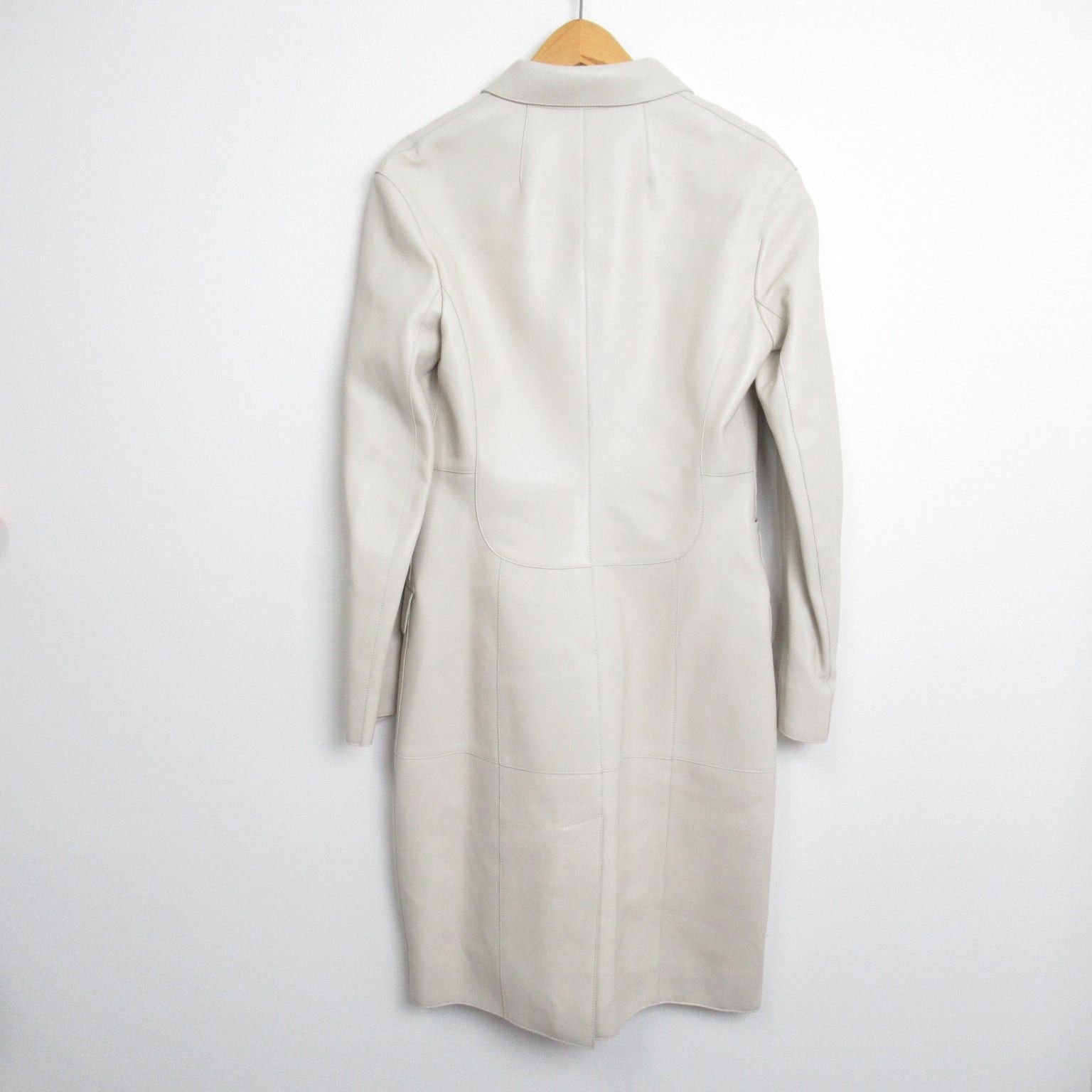 Hermes Hermes Coat Calfskin (Cowhide) White Cream Size ONE SIZE - 2 Thumbnail
