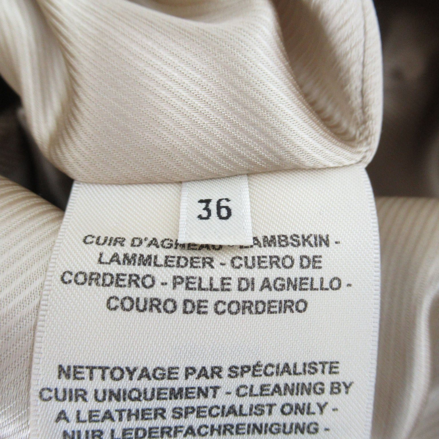 Hermes Hermes Coat Calfskin (Cowhide) White Cream Size ONE SIZE - 7 Thumbnail
