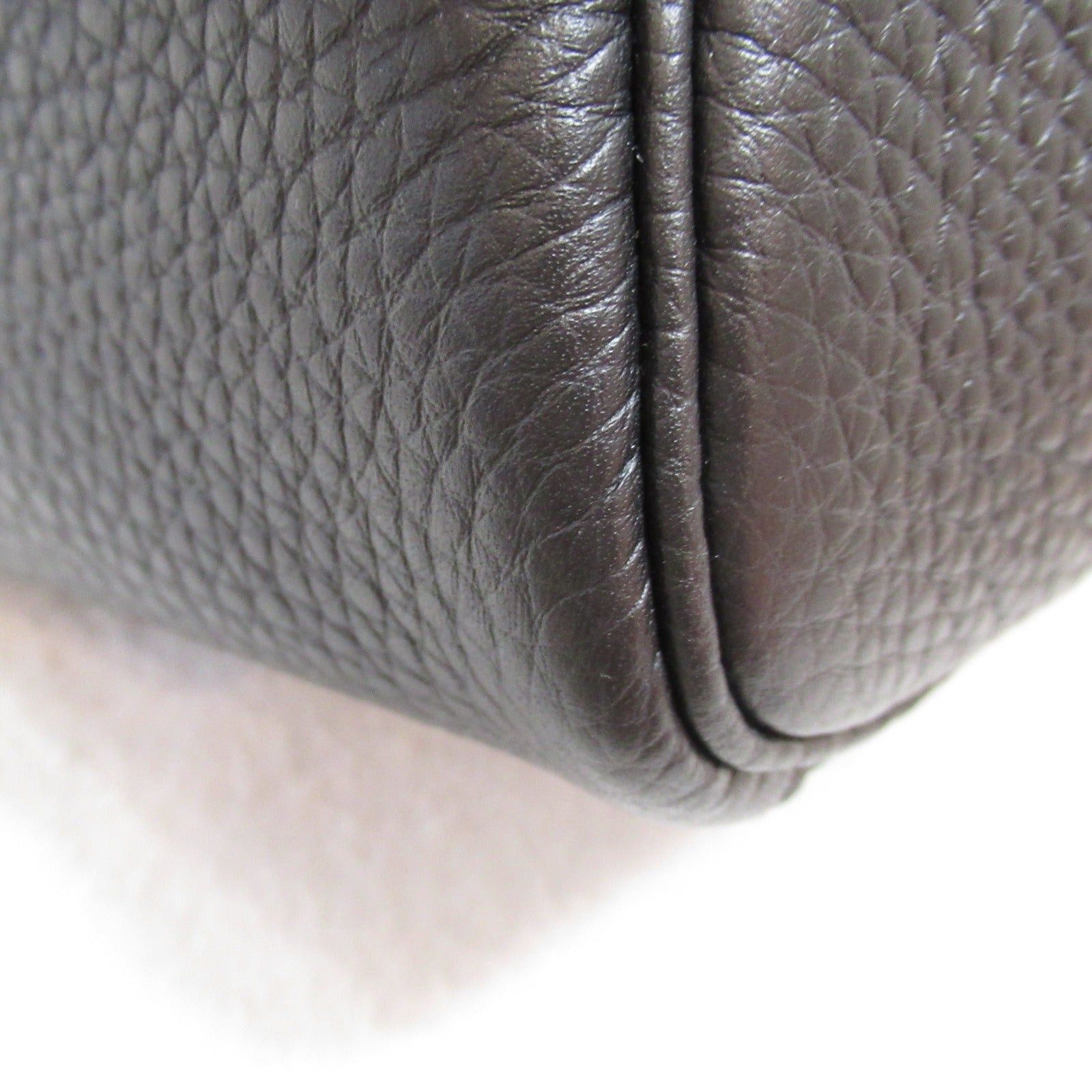 Hermes Hermes Lindy 26 Black Shoulder Bag Leather Clemence (Hermes) Gold Hardware U Stamp Size ONE SIZE - 10 Thumbnail