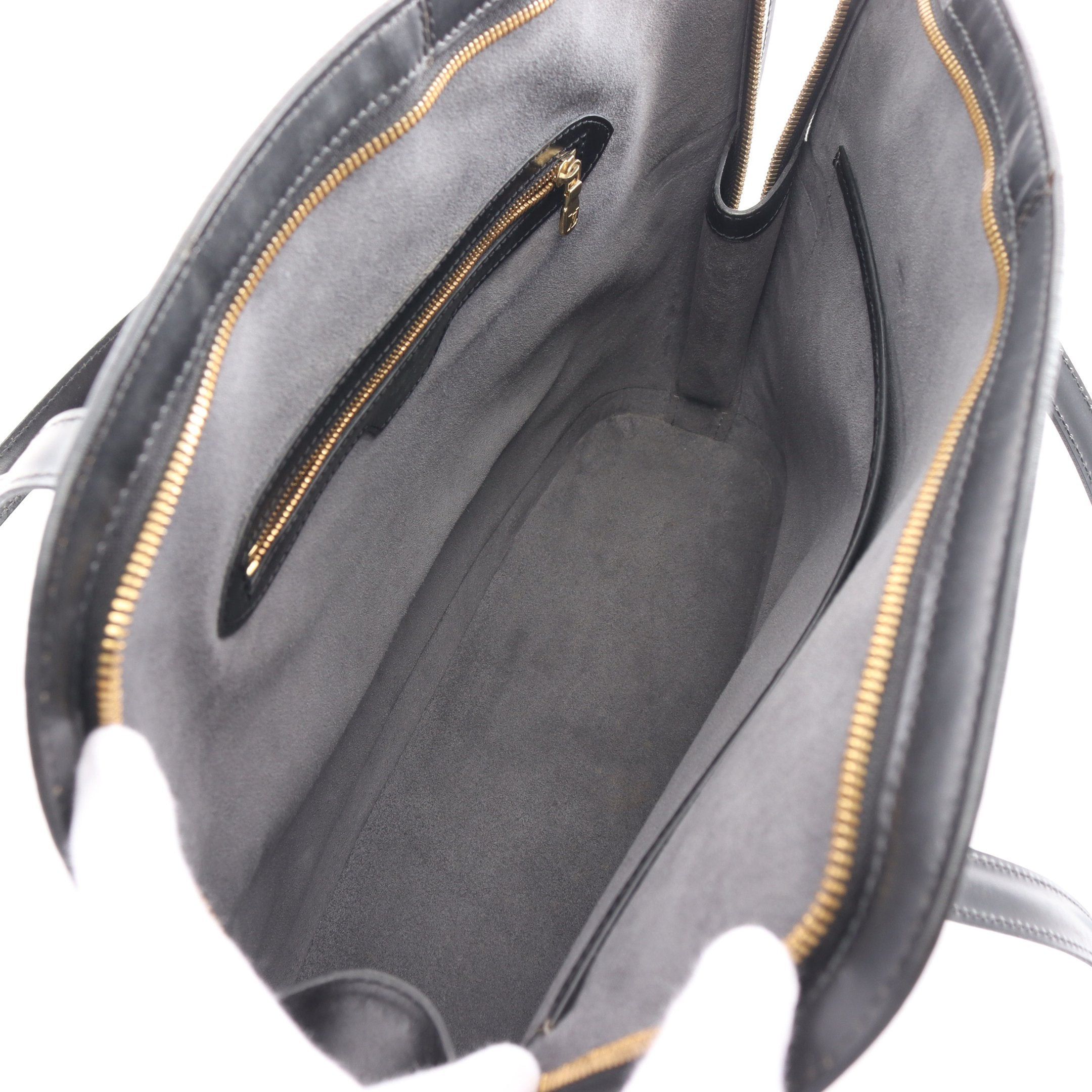 Louis Vuitton Louis Vuitton Lussac Epi Noir Shoulder Bag Leather Black Size ONE SIZE - 3 Thumbnail