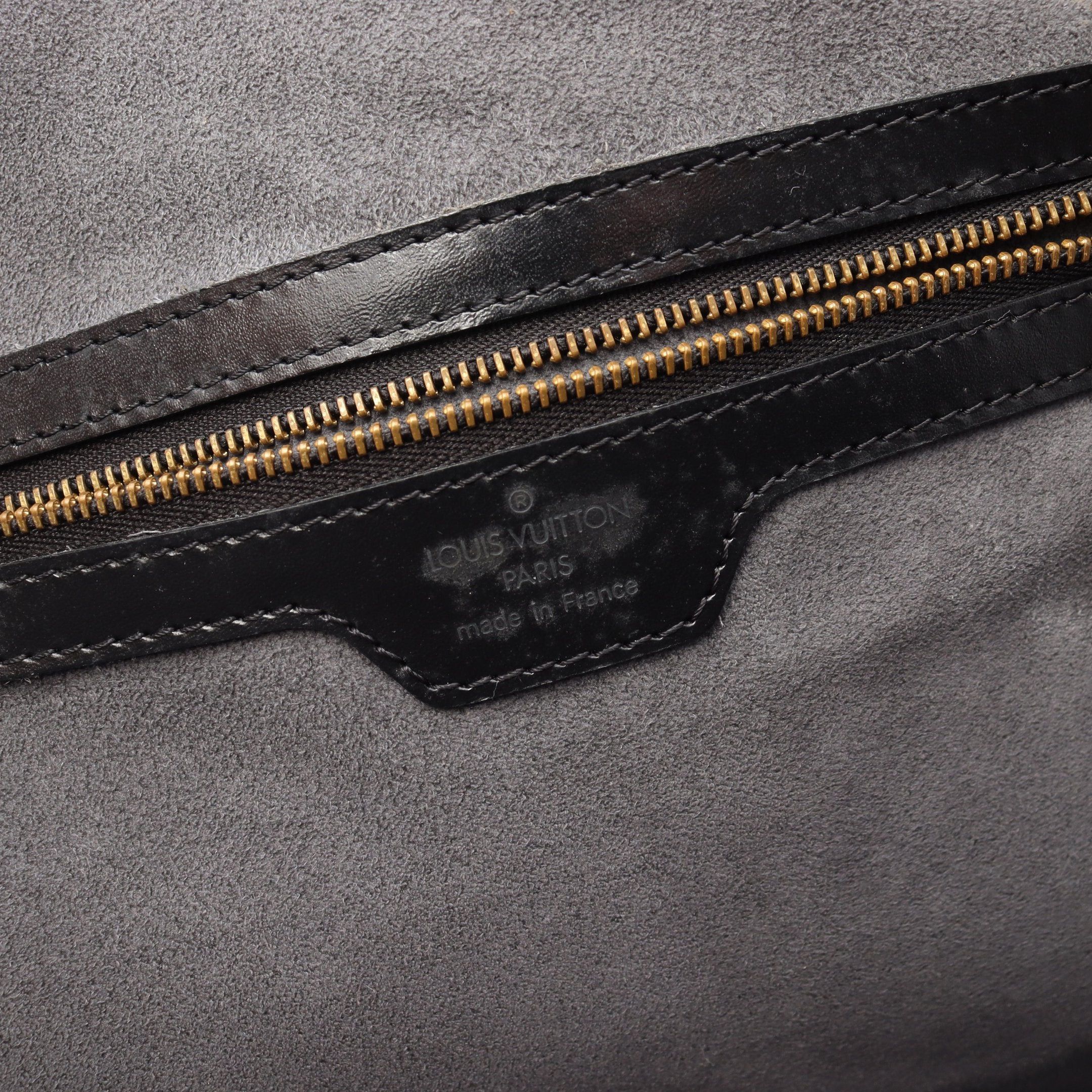 Louis Vuitton Louis Vuitton Lussac Epi Noir Shoulder Bag Leather Black Size ONE SIZE - 4 Thumbnail