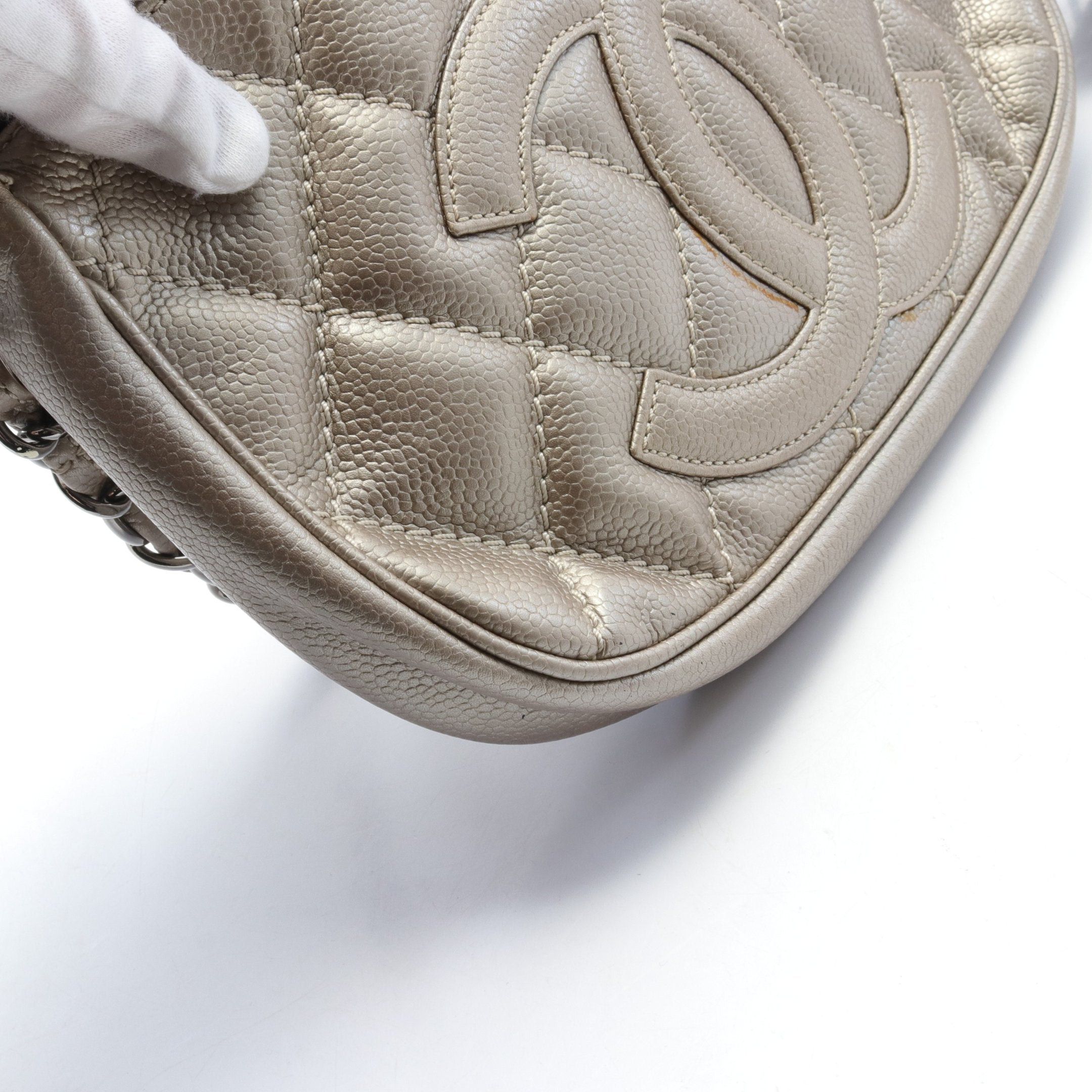 Chanel Chanel Matelasse One Shoulder Bag Leather Silver Hardware Tassel Size ONE SIZE - 5 Thumbnail