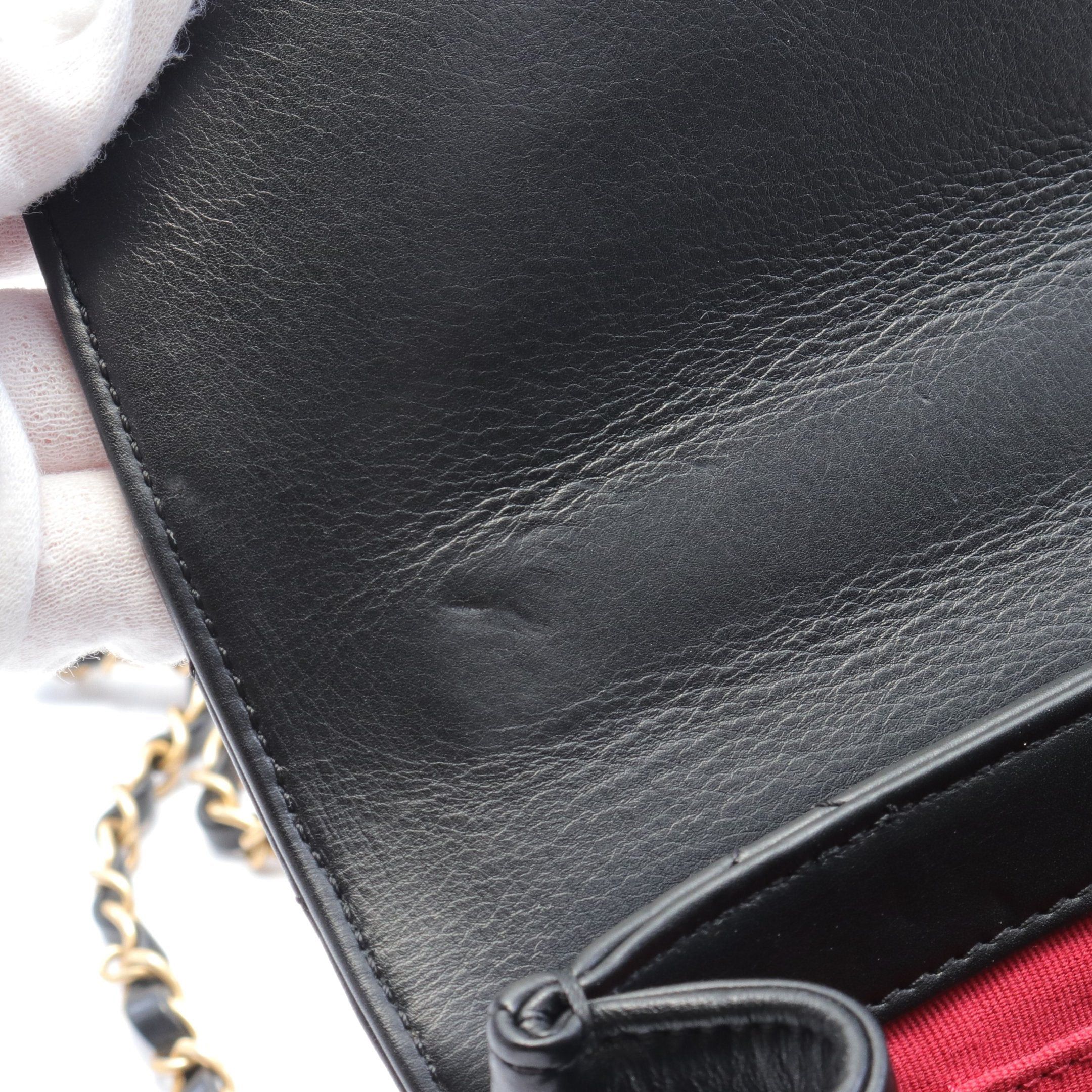 Chanel Chanel Matelasse Chain Shoulder Bag Leather Black Gold Hardware Size ONE SIZE - 5 Thumbnail
