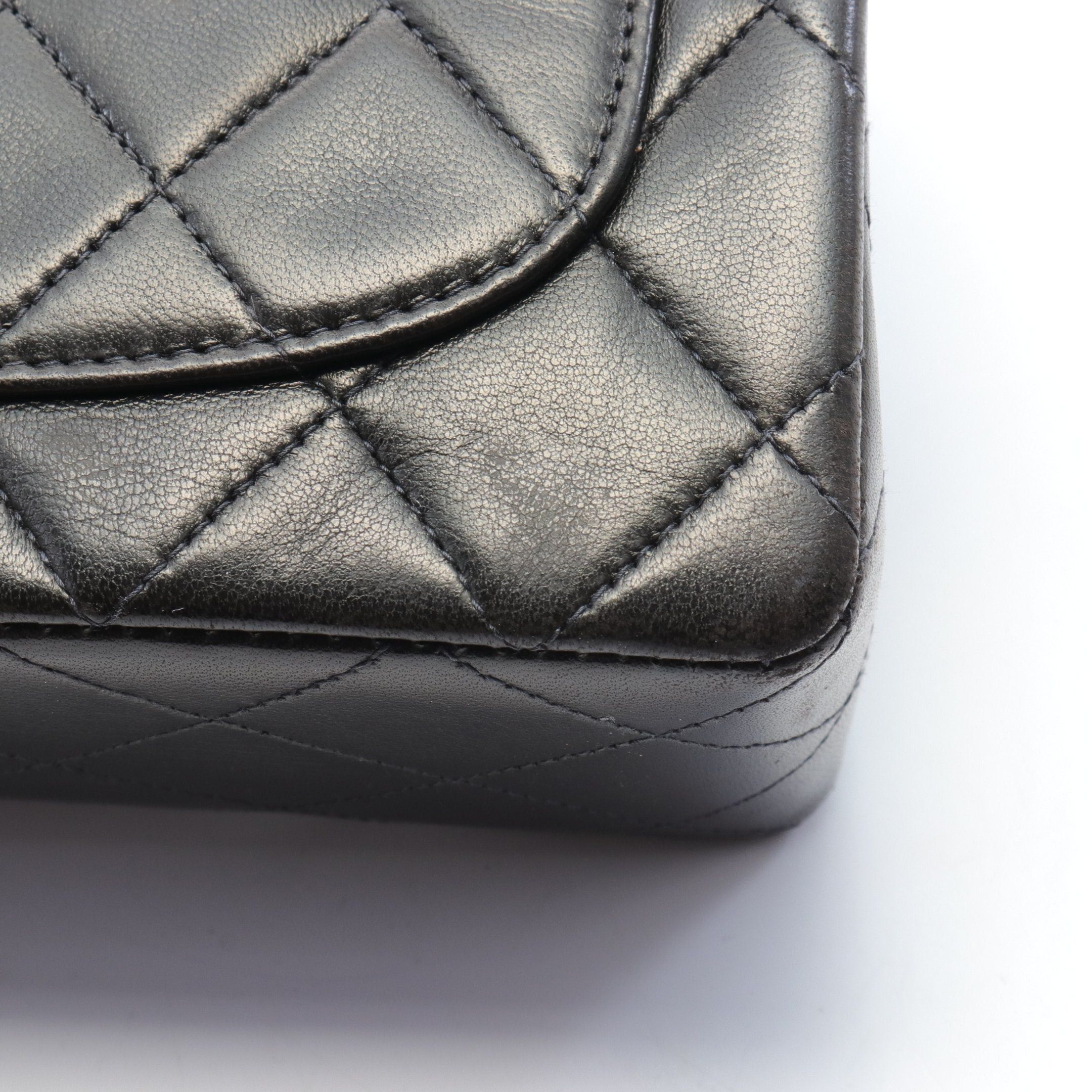 Chanel Chanel Mini Matelasse Chain Shoulder Bag Lambskin Black Gold Hardware Size ONE SIZE - 7 Thumbnail