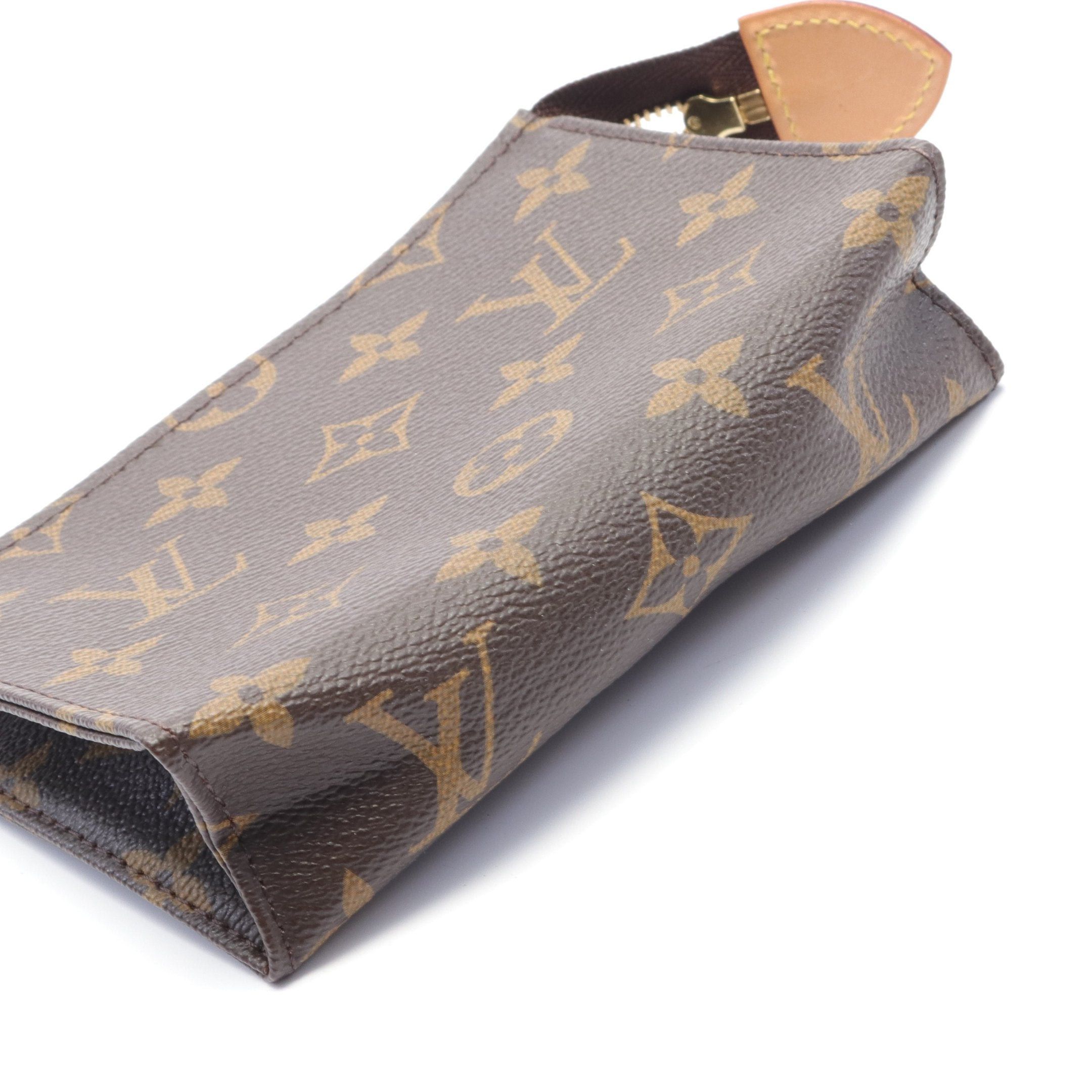 Louis Vuitton Louis Vuitton Posh Toilette 15 Monogram Cosmetic Pouch Leather Brown Size ONE SIZE - 5 Thumbnail
