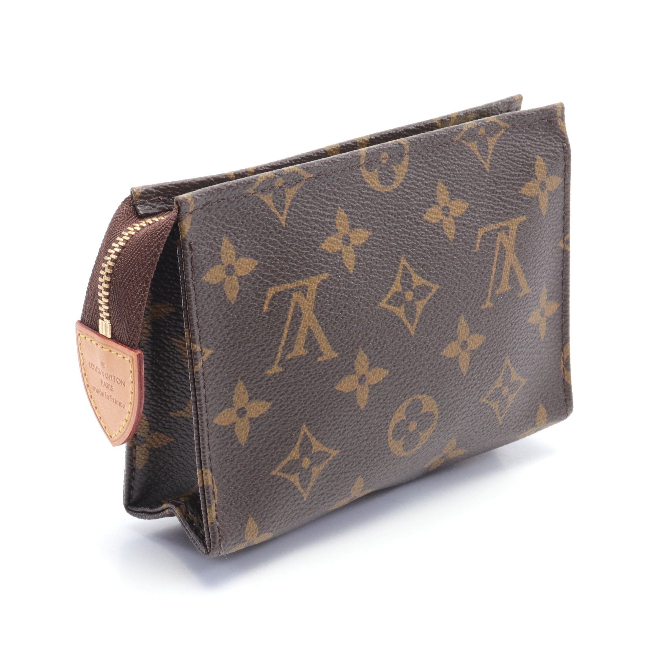 Louis Vuitton Louis Vuitton Posh Toilette 15 Monogram Cosmetic Pouch Leather Brown Size ONE SIZE - 2 Thumbnail