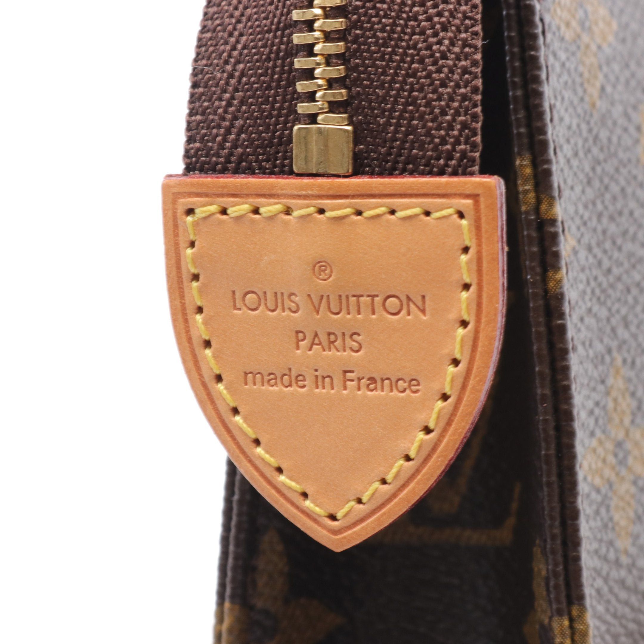 Louis Vuitton Louis Vuitton Posh Toilette 15 Monogram Cosmetic Pouch Leather Brown Size ONE SIZE - 4 Thumbnail