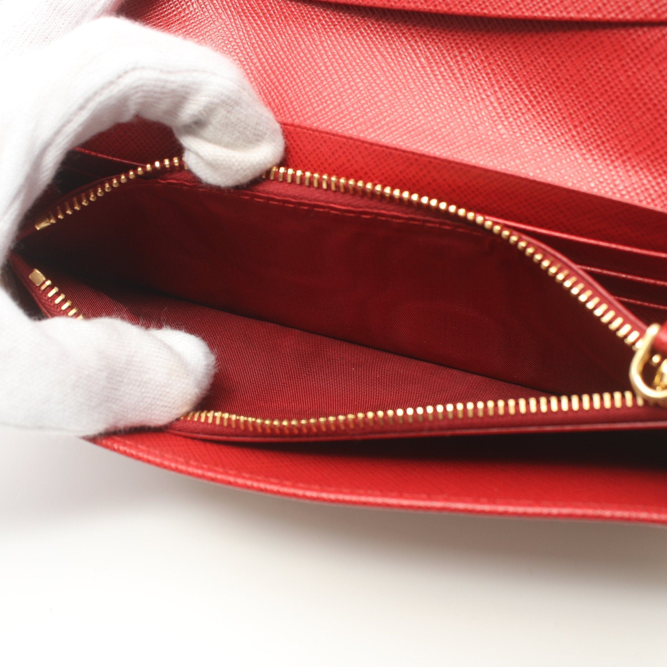 Prada Prada Saffiano Multic Bi-Fold Long Wallet Leather Beige Red Size ONE SIZE - 6 Thumbnail