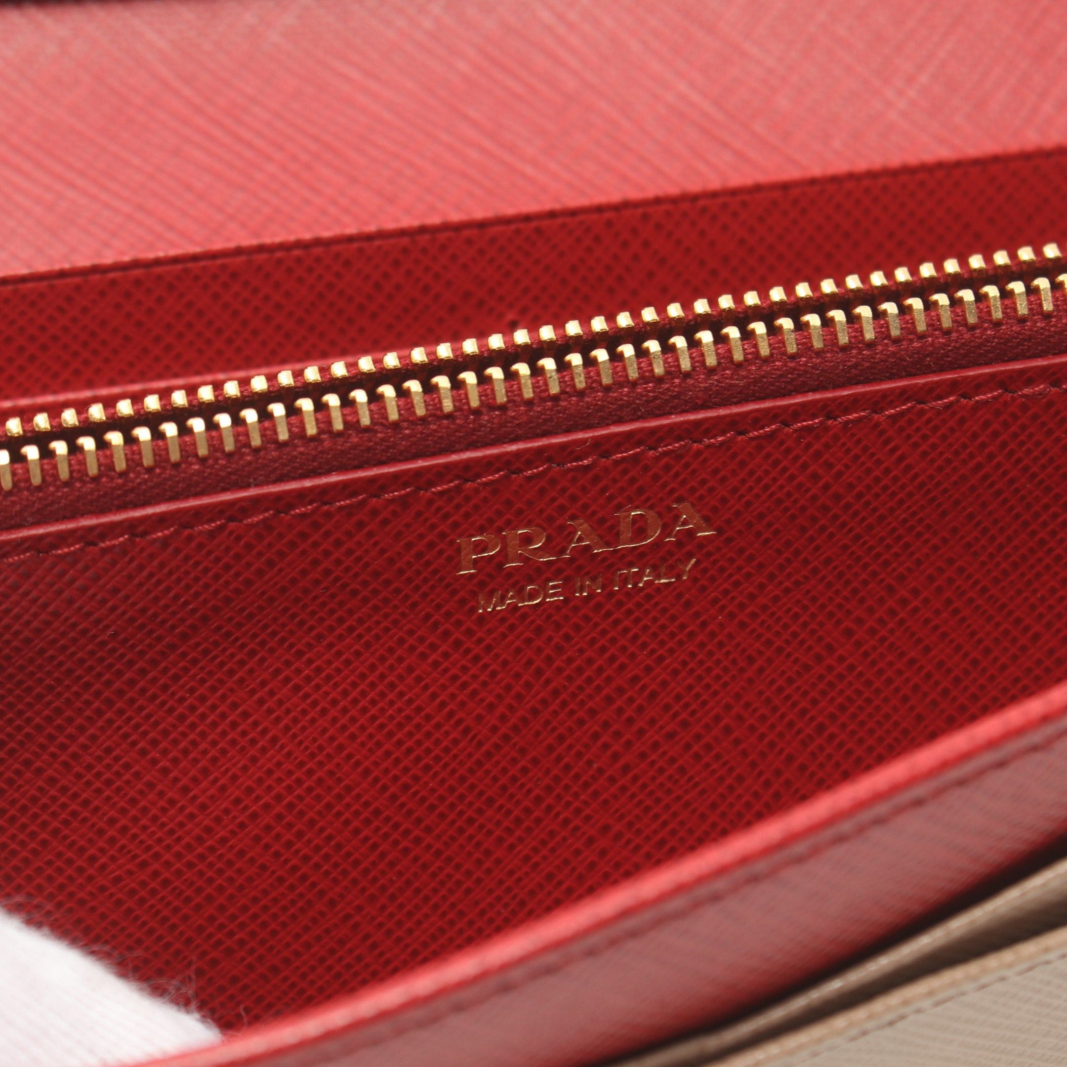 Prada Prada Saffiano Multic Bi-Fold Long Wallet Leather Beige Red Size ONE SIZE - 4 Thumbnail