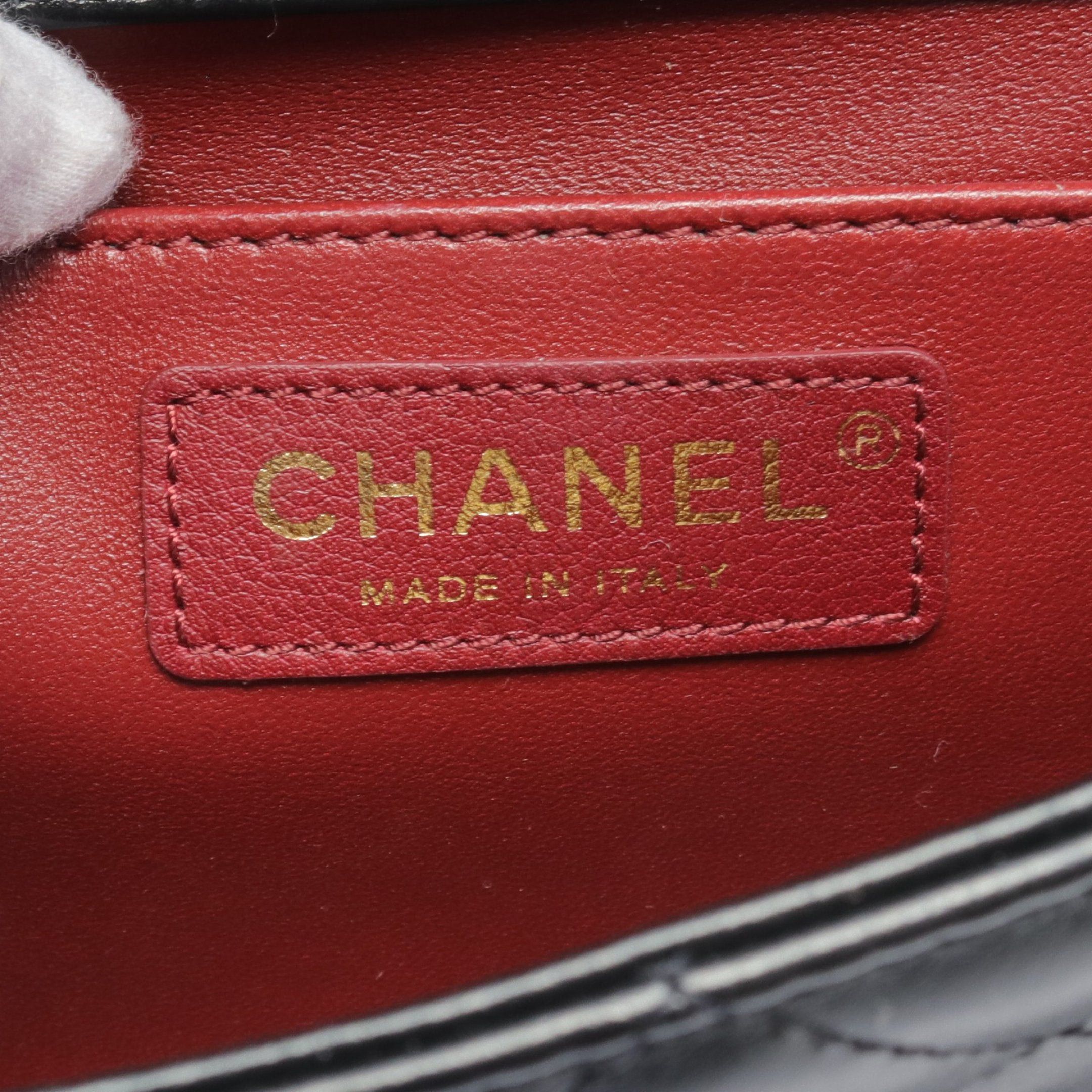 Chanel Chanel Matelasse Chain Shoulder Bag Leather Black Gold Hardware Size ONE SIZE - 4 Thumbnail