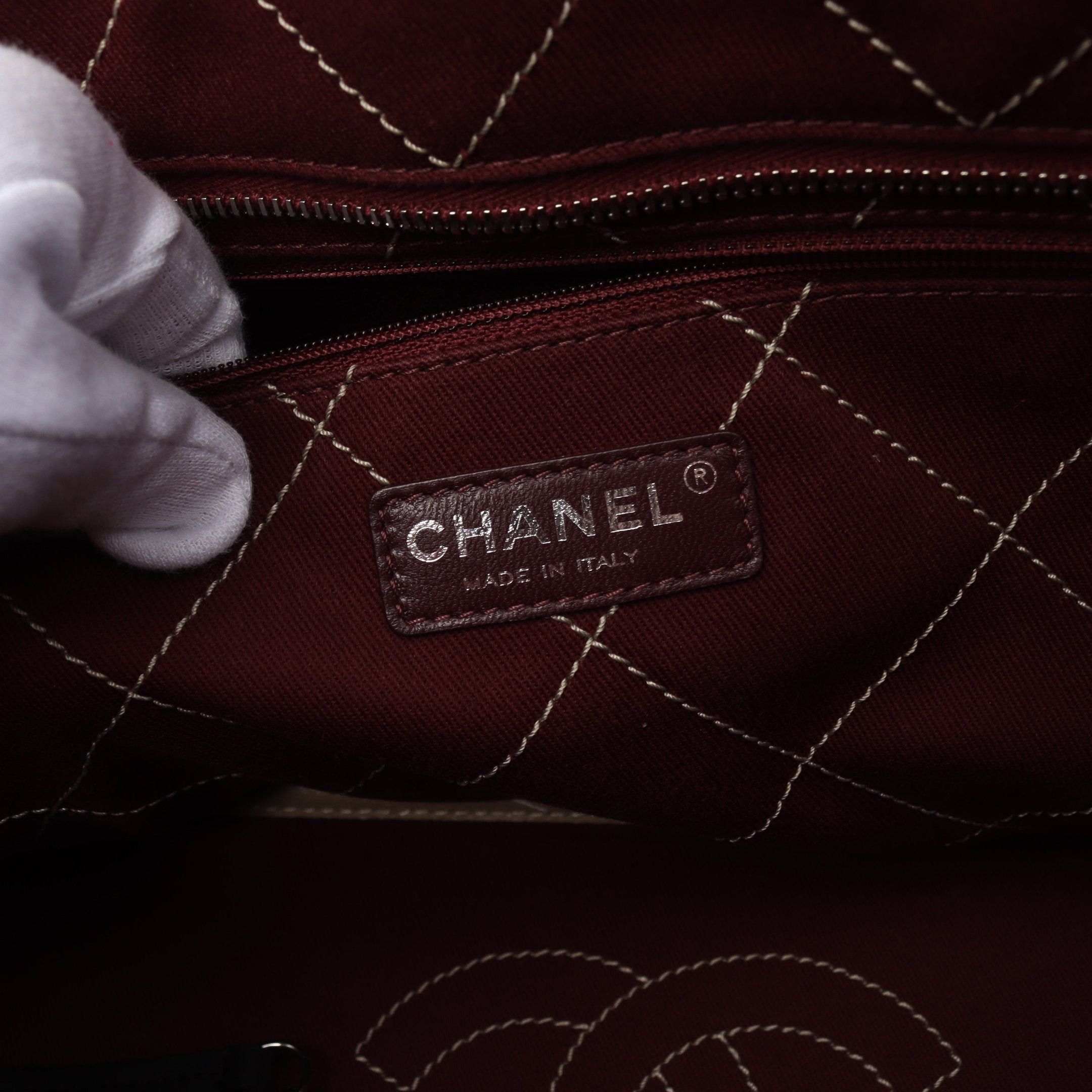 Chanel Chanel On The Road Shoulder Bag Tote Caviar Skin Khaki Beige Silver Hardware Size ONE SIZE - 4 Thumbnail