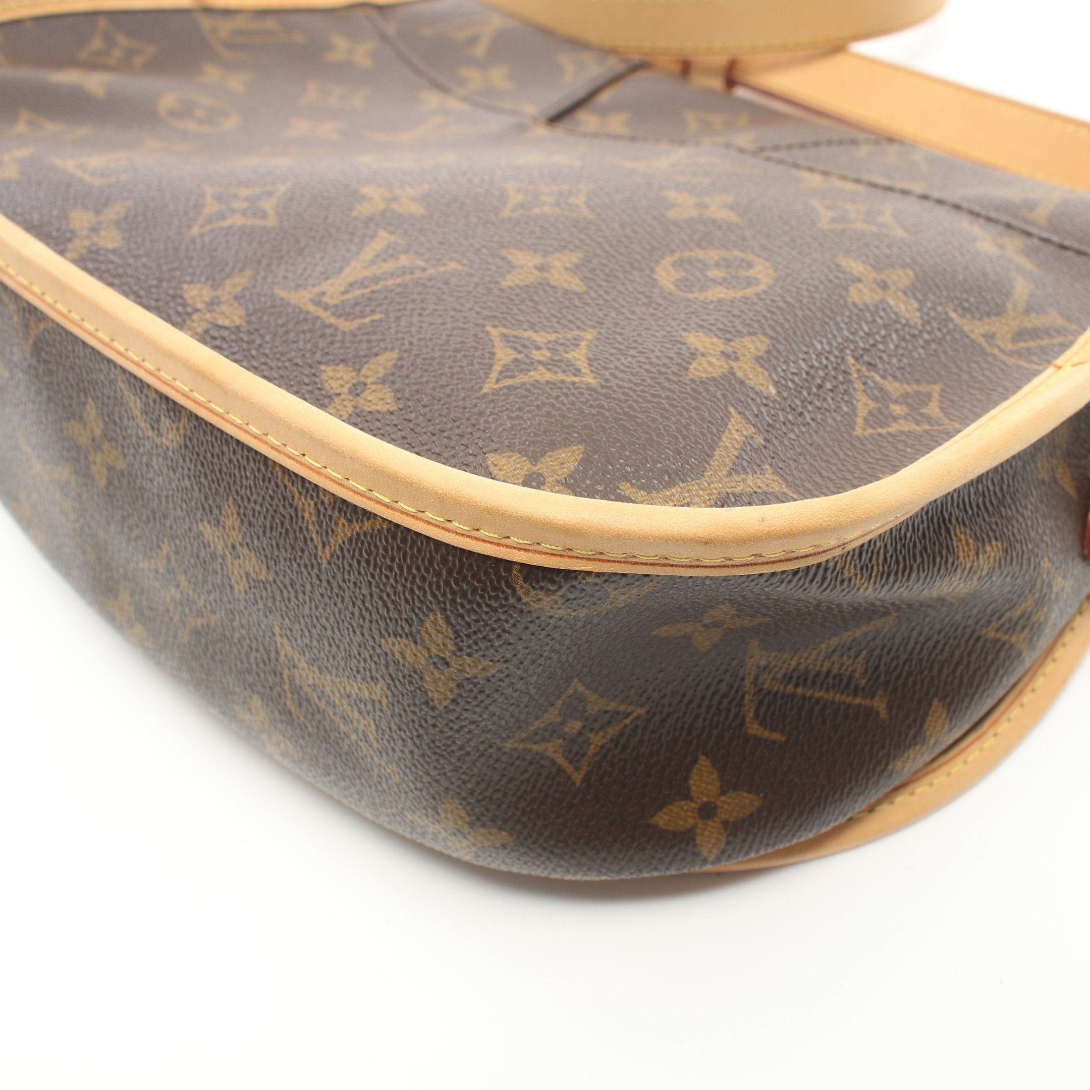 Louis Vuitton Louis Vuitton Menilmontant Pm Monogram Shoulder Bag Leather Brown Size ONE SIZE - 8 Thumbnail
