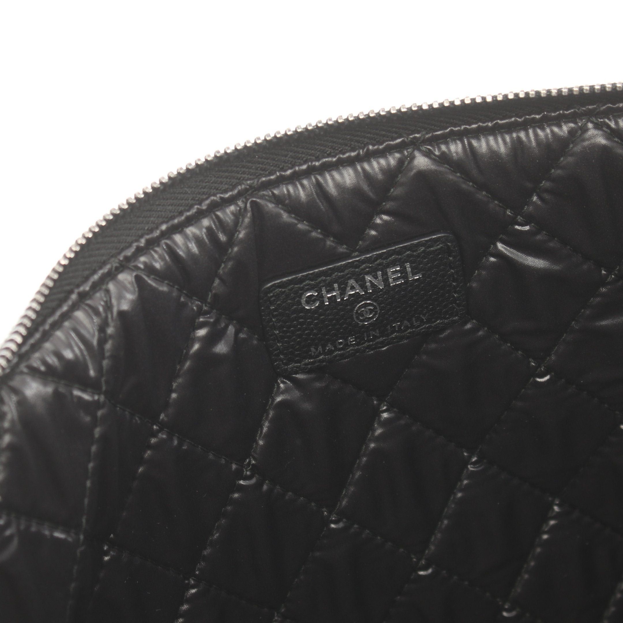 Chanel Chanel Boy Chanel Clutch Bag Caviar Skin Black Antique Silver Hardware Size ONE SIZE - 4 Thumbnail