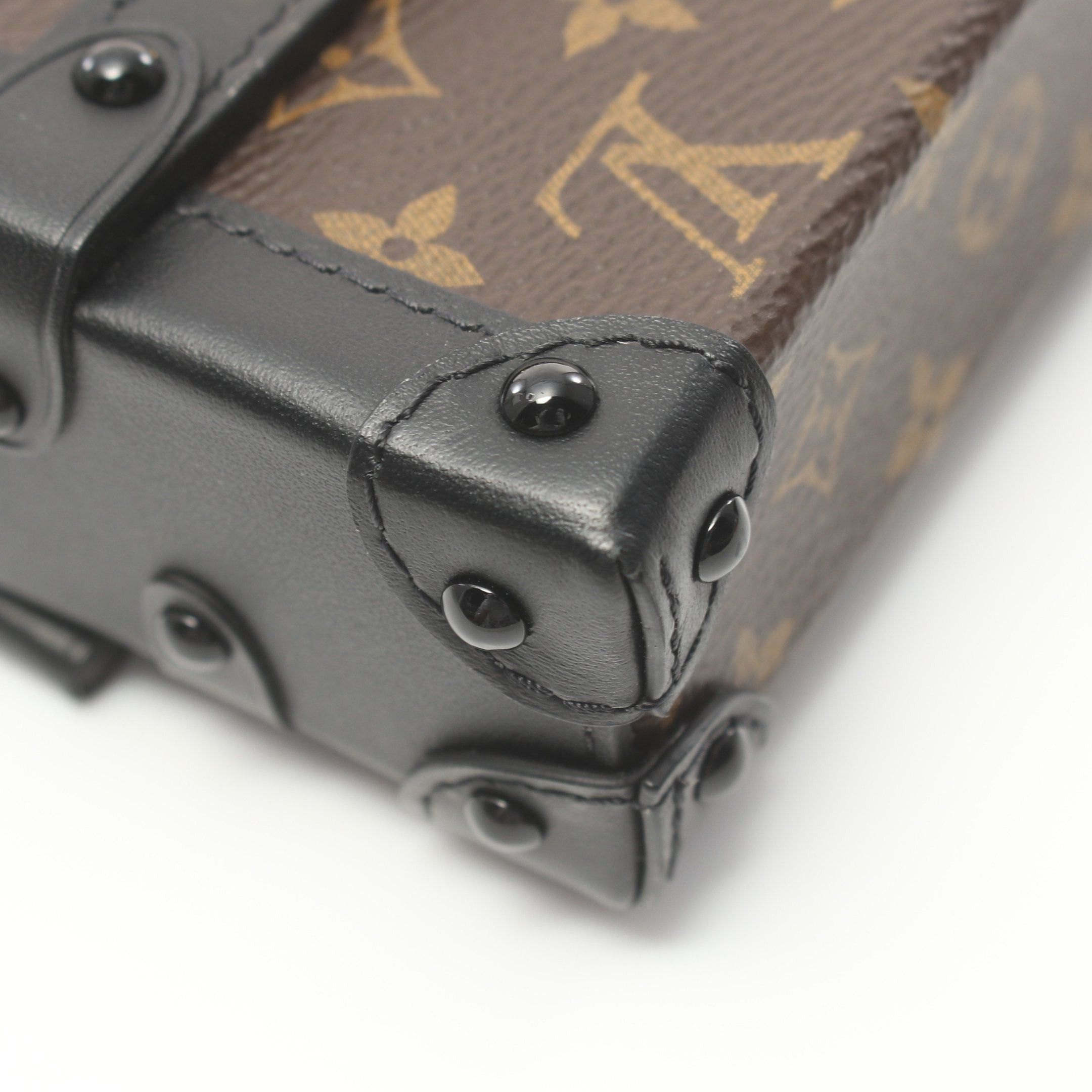 Louis Vuitton Louis Vuitton Essential Trunk Monogram Chain Shoulder Bag Brown Size ONE SIZE - 6 Thumbnail