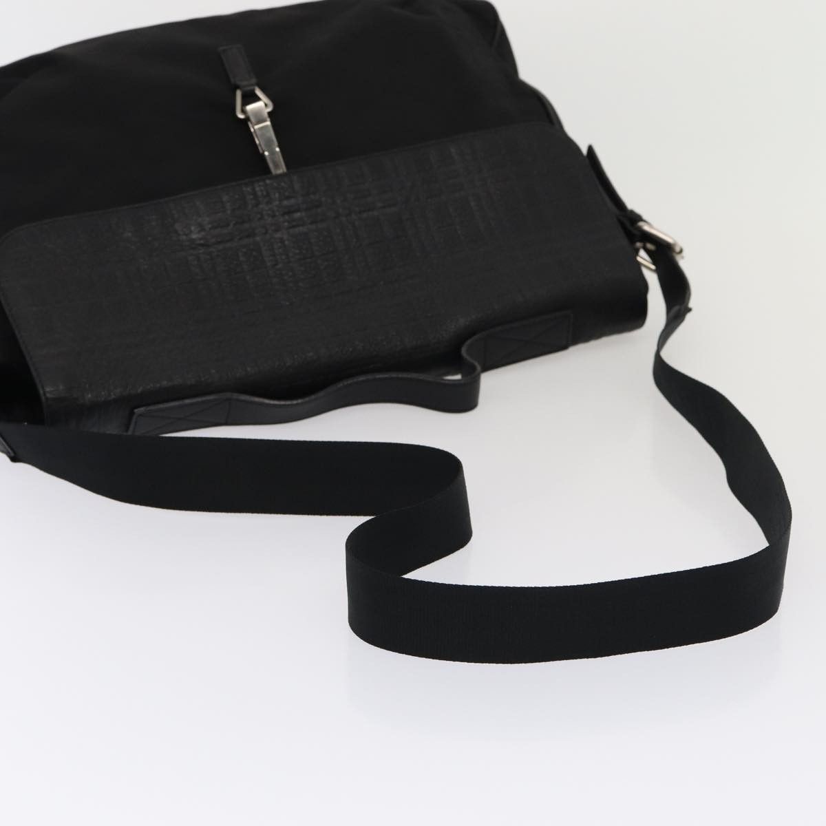 Burberry Nova Check Black Leather Shoulder Bag (Pre-Owned) Size ONE SIZE - 12 Thumbnail