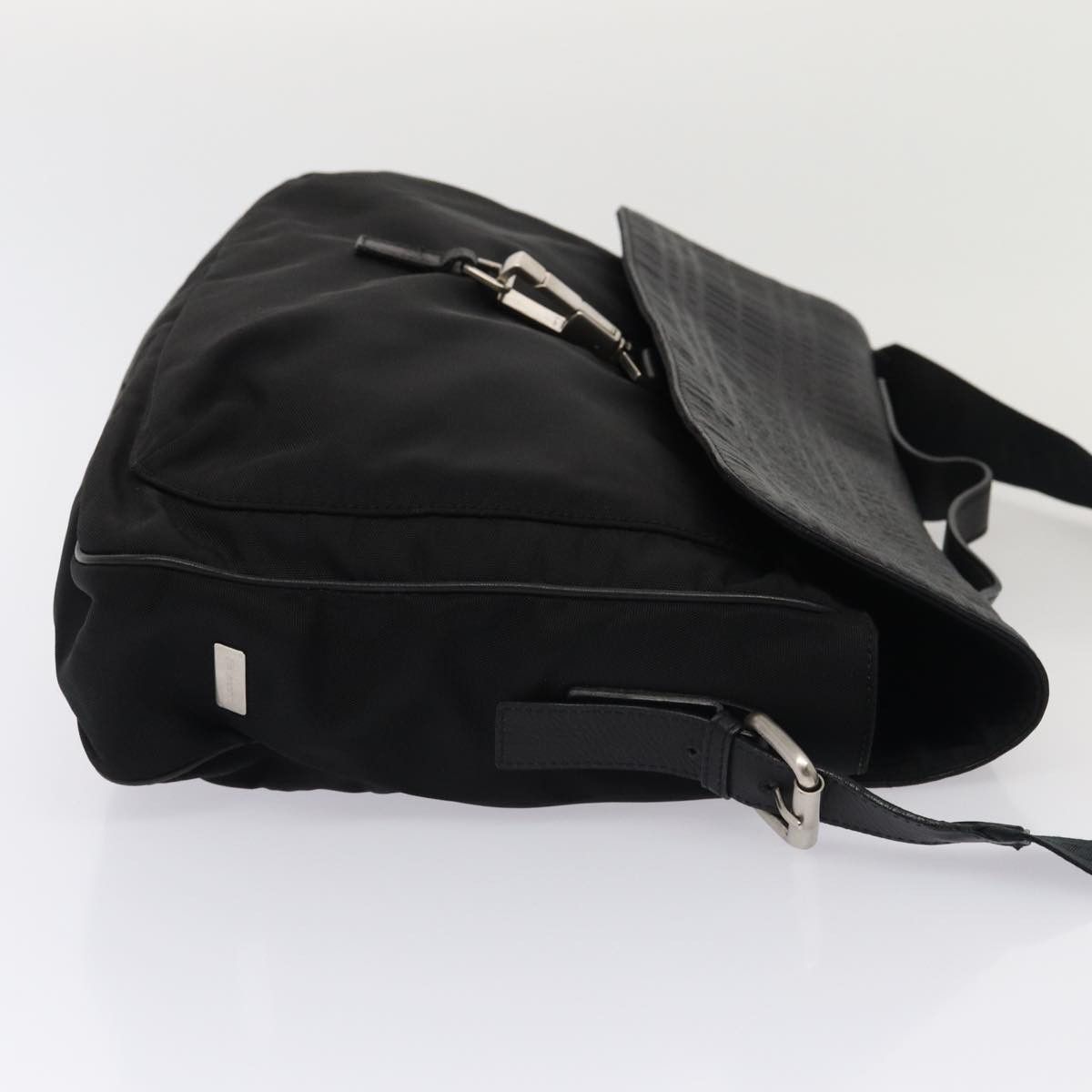 Burberry Nova Check Black Leather Shoulder Bag (Pre-Owned) Size ONE SIZE - 10 Thumbnail