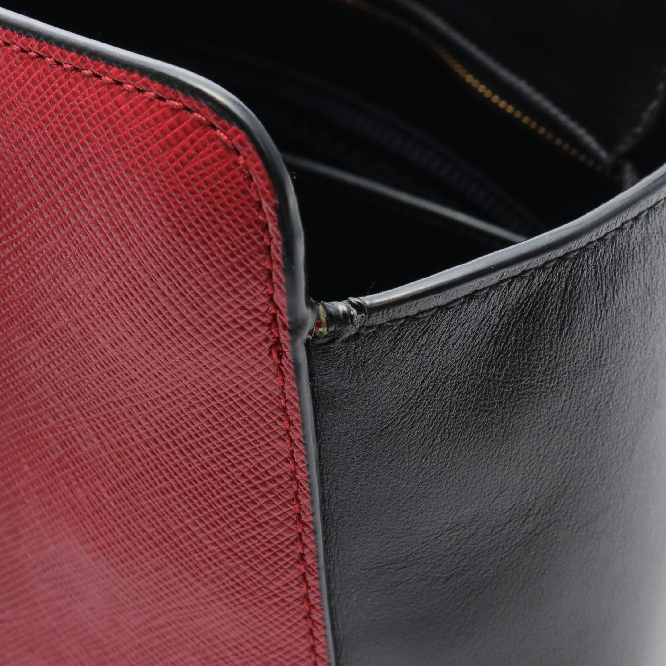 Prada Prada Handbag Leather Red Black Size ONE SIZE - 6 Thumbnail