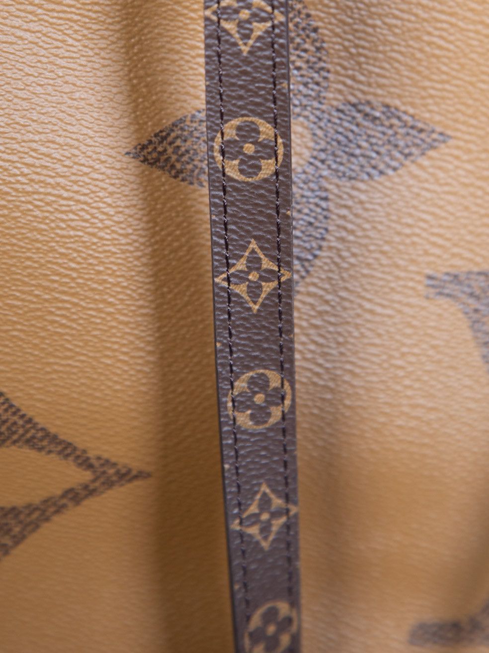 Louis Vuitton Brown OnTheGo GM Tote Bag Size ONE SIZE - 6 Thumbnail