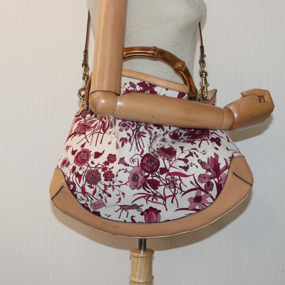 Gucci Pink Canvas Handbag (Pre-Owned) Size ONE SIZE - 7 Thumbnail