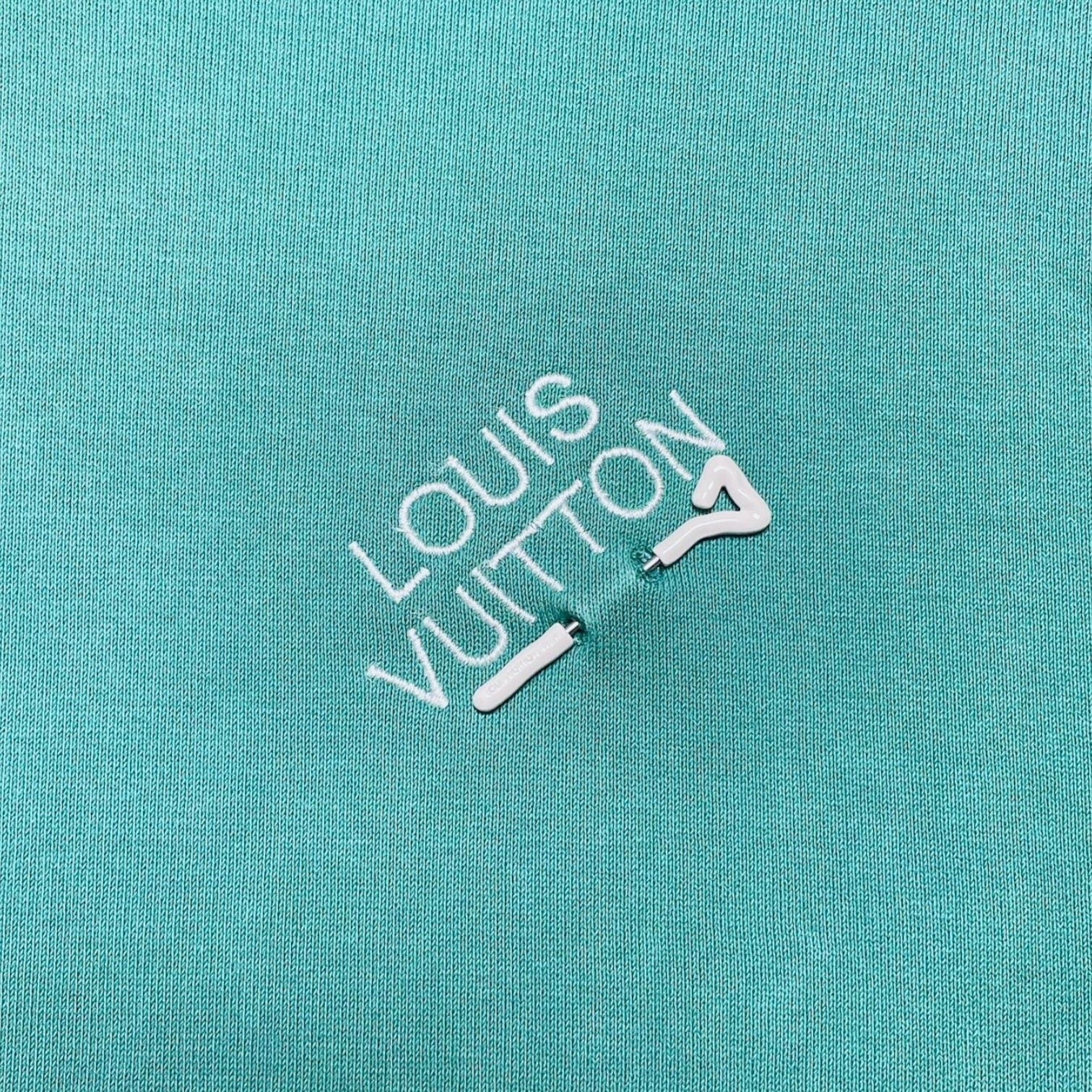 Louis Vuitton Embroidery Signature Hooded Sweatshirt Green Collar Size US M / EU 48-50 / 2 - 3 Thumbnail
