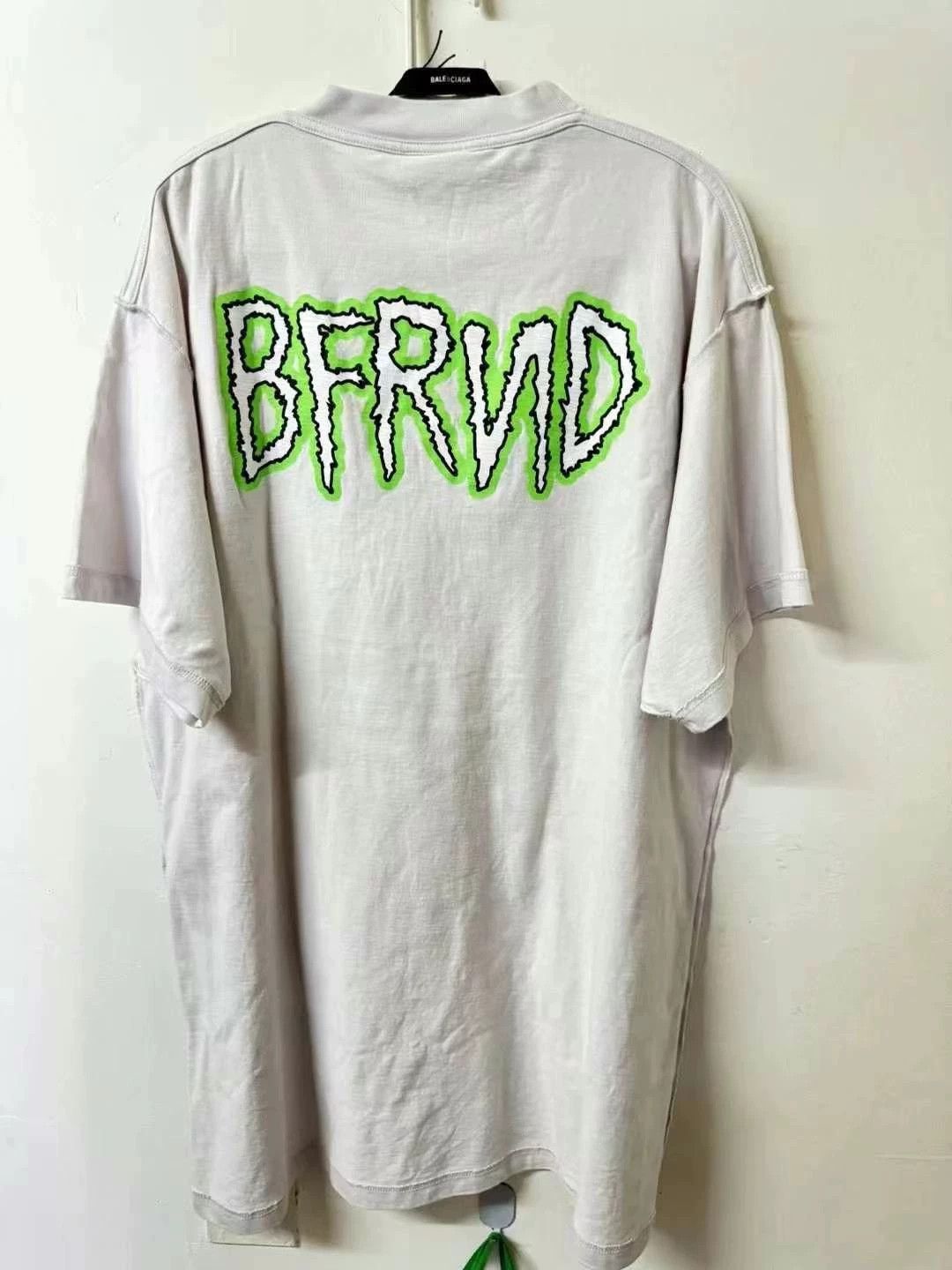 Balenciaga Balenciaga new model prohibits short sleeves Size US S / EU 44-46 / 1 - 2 Thumbnail