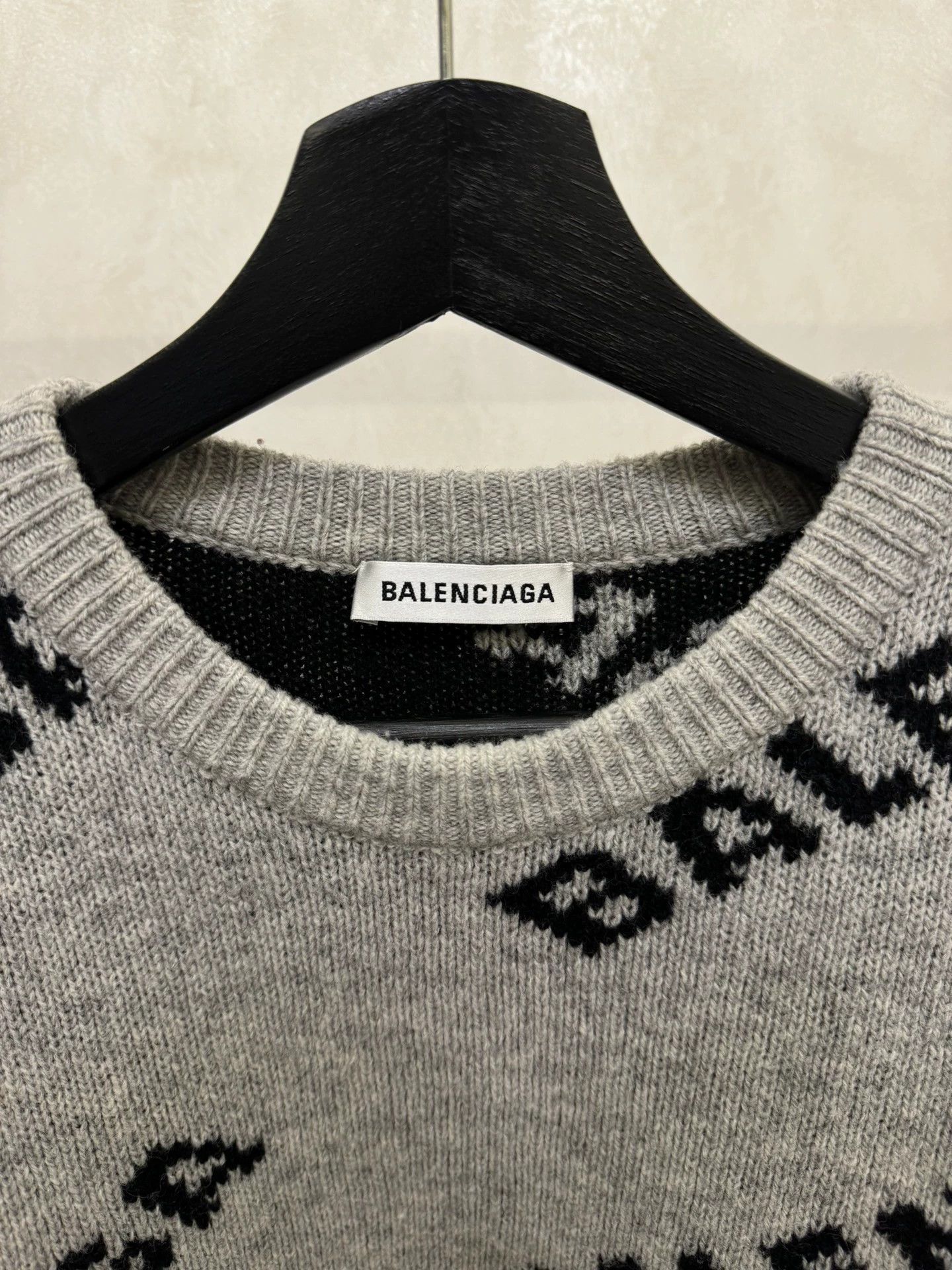 Balenciaga Balenciaga grey bullet screen logo sweater Size US XS / EU 42 / 0 - 2 Thumbnail