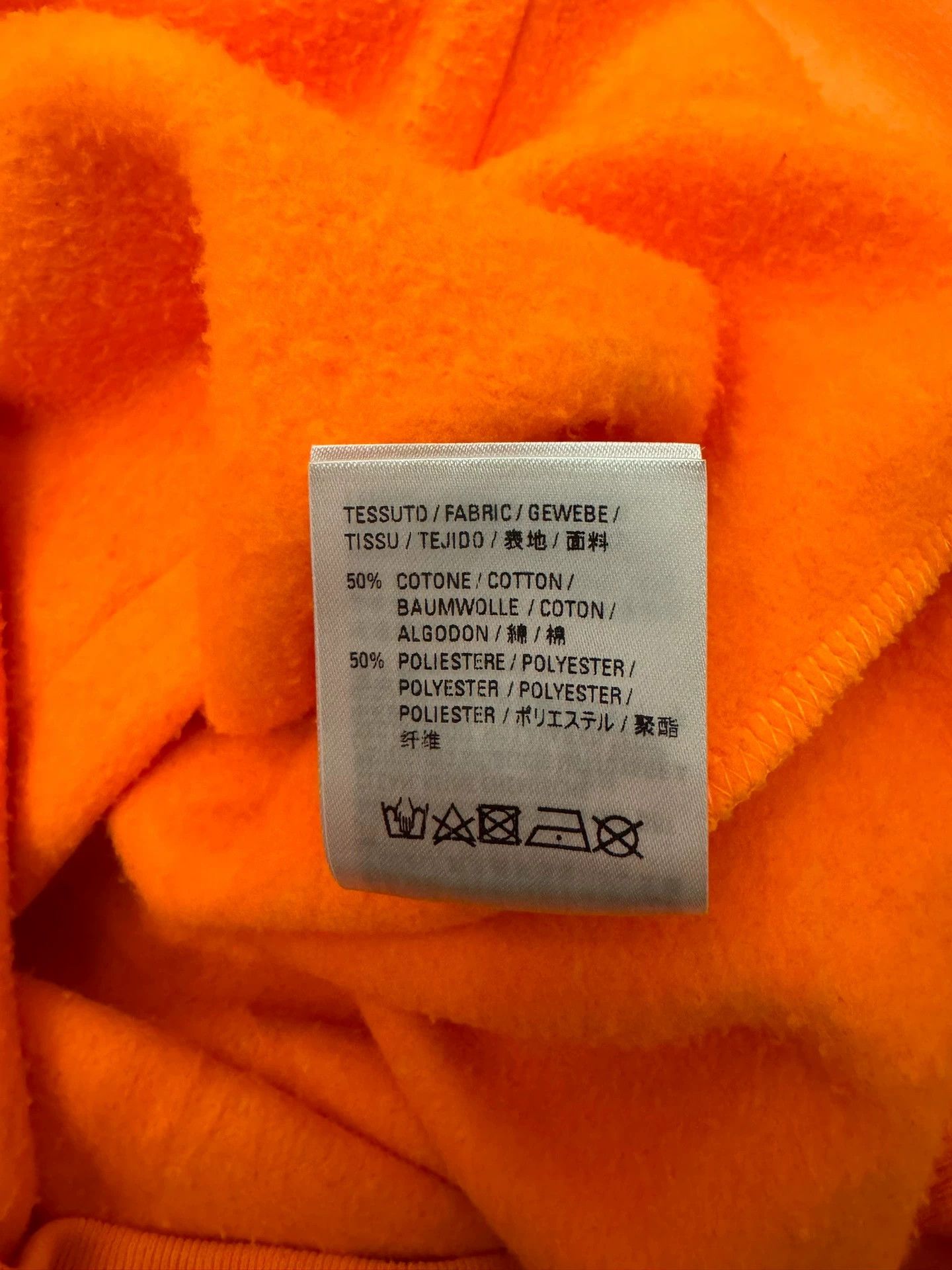 Balenciaga Balenciaga 7-language hoodie Size US S / EU 44-46 / 1 - 7 Thumbnail