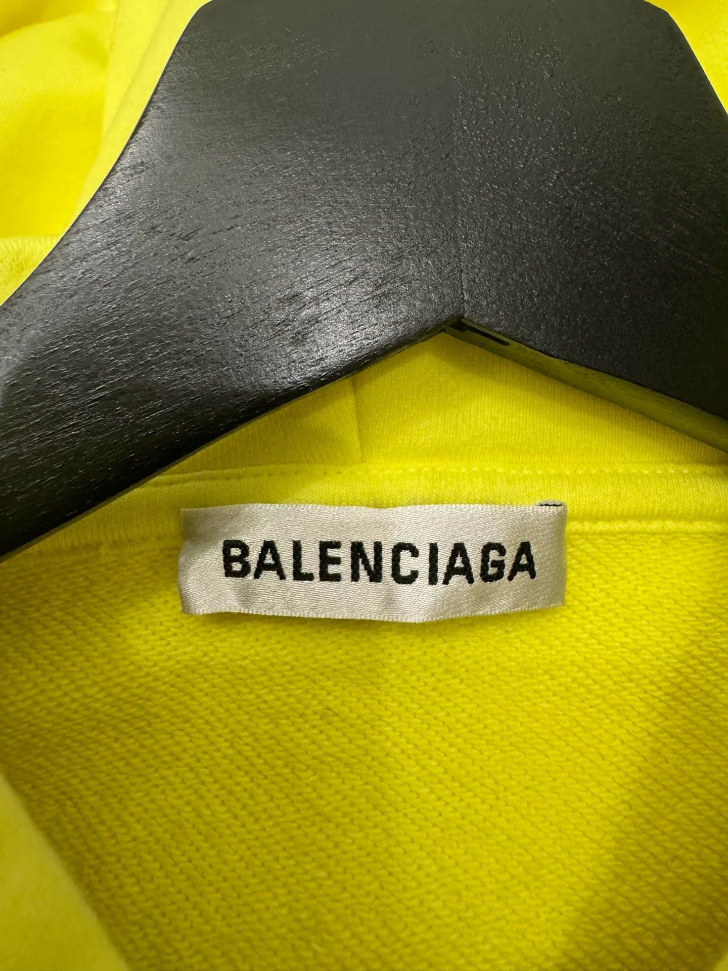 Balenciaga Balenciaga fluorescent yellow crew hoodie Size US S / EU 44-46 / 1 - 5 Thumbnail