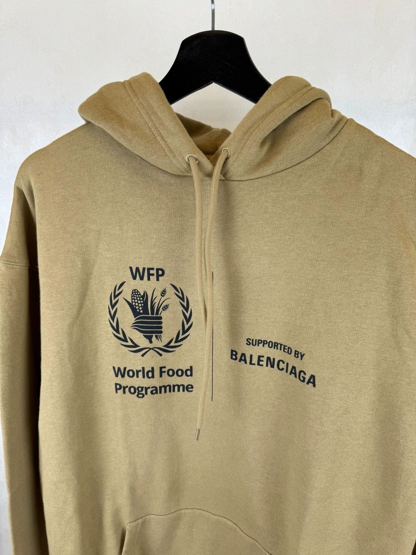 Balenciaga Balenciaga khaki grain hoodie from Balenciaga Size US XS / EU 42 / 0 - 3 Thumbnail