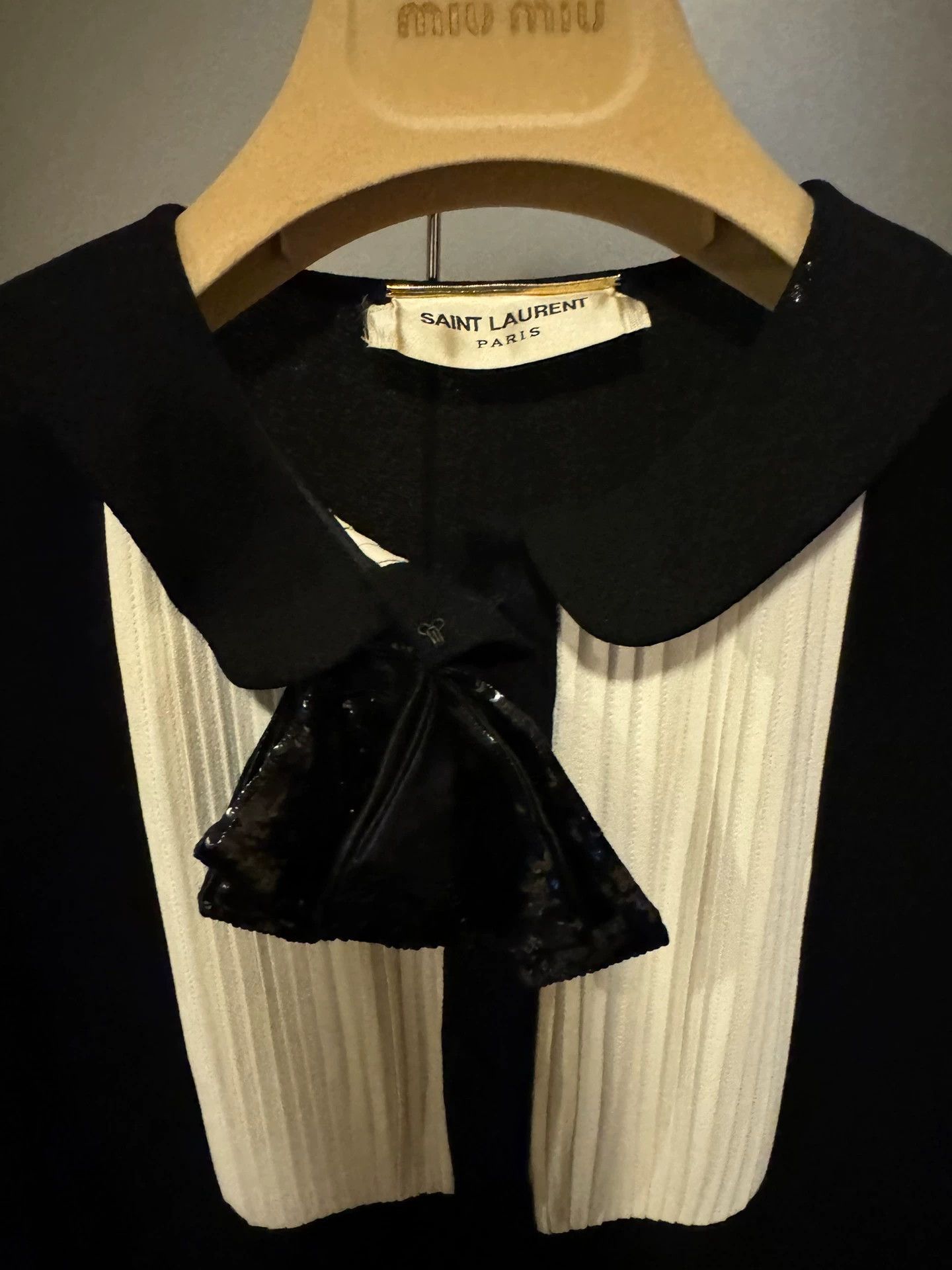 Saint Laurent Paris Saint Laurent Paris Black bow dress Size US 34 / EU 50 - 3 Thumbnail