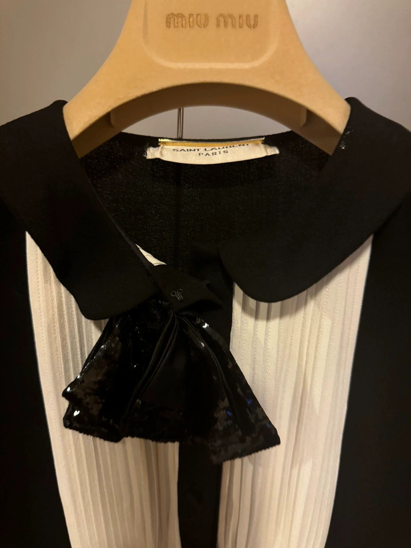 Saint Laurent Paris Saint Laurent Paris Black bow dress Size US 34 / EU 50 - 2 Thumbnail