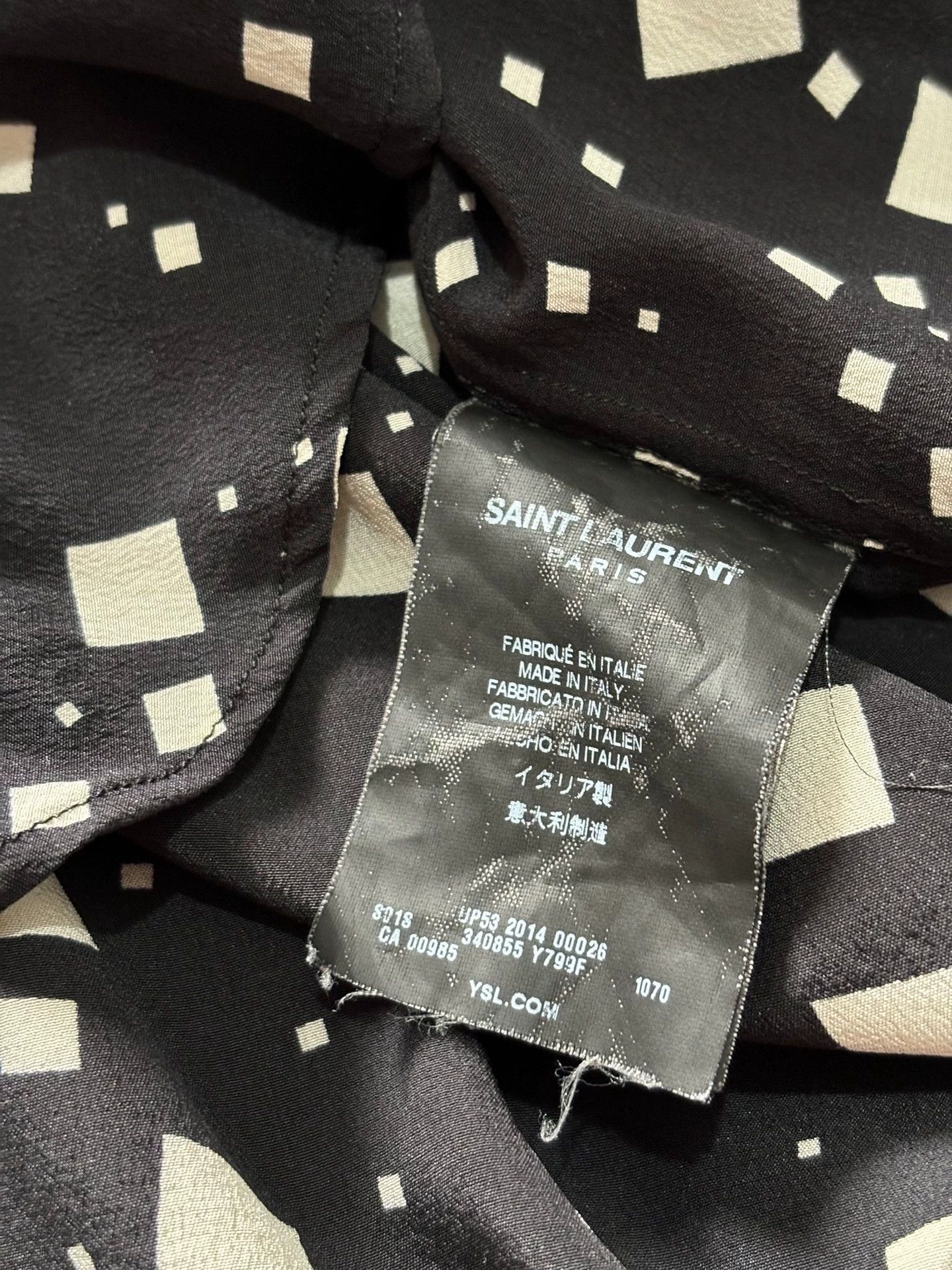 Saint Laurent Paris Saint Laurent Paris Square silk shirt Size US S / EU 44-46 / 1 - 6 Thumbnail