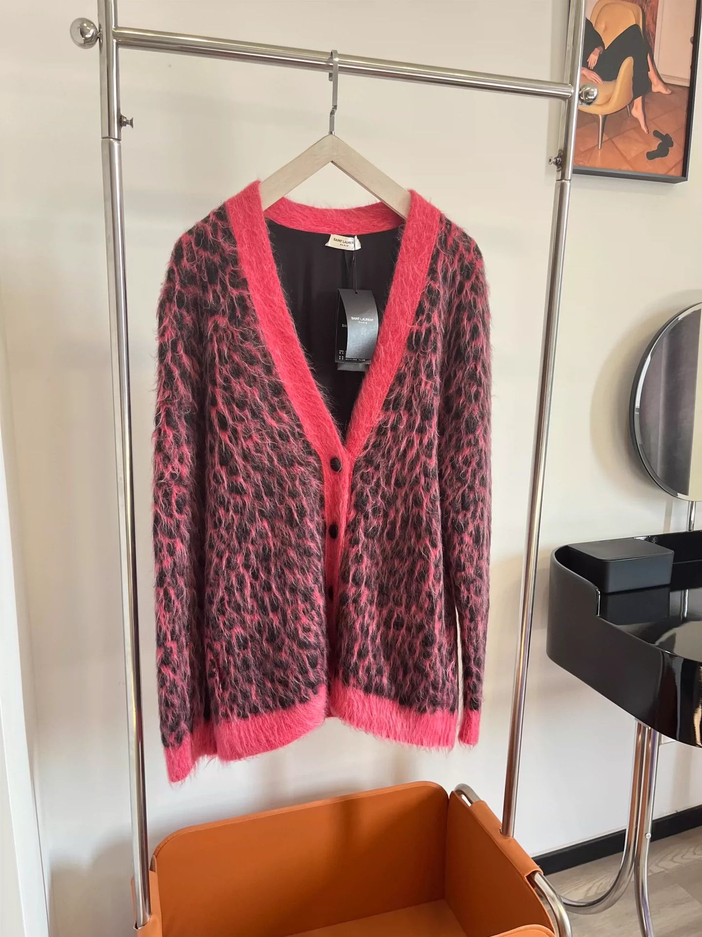Saint Laurent Paris Saint Laurent Paris Leopard print sweater Size US XS / EU 42 / 0 - 5 Thumbnail