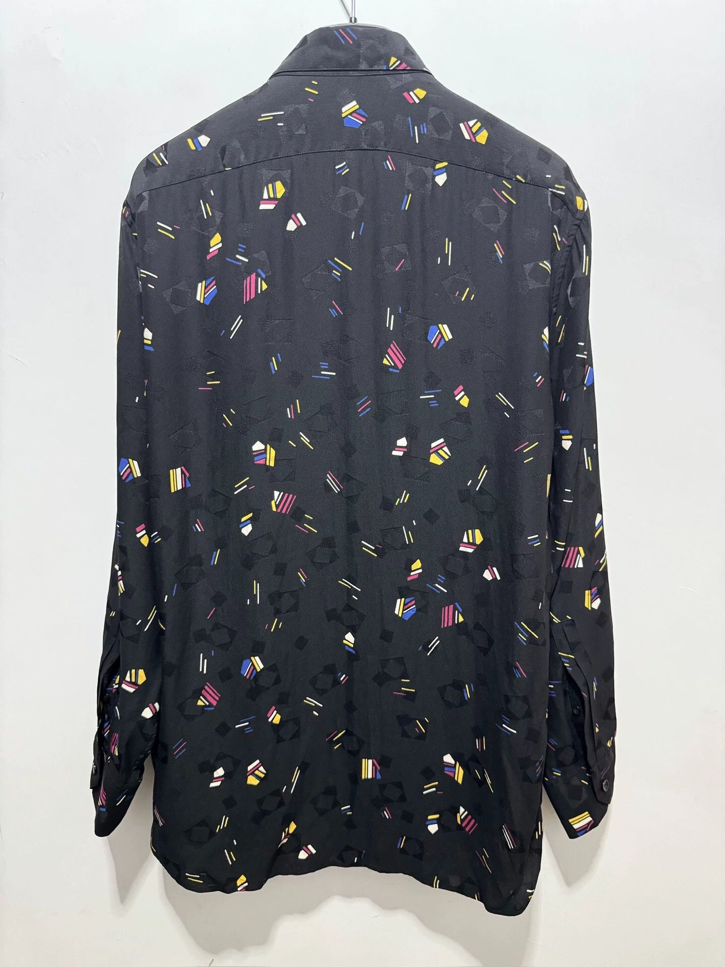 Saint Laurent Paris Saint Laurent Paris Geometric element mulberry silk shirt Size US S / EU 44-46 / 1 - 2 Thumbnail