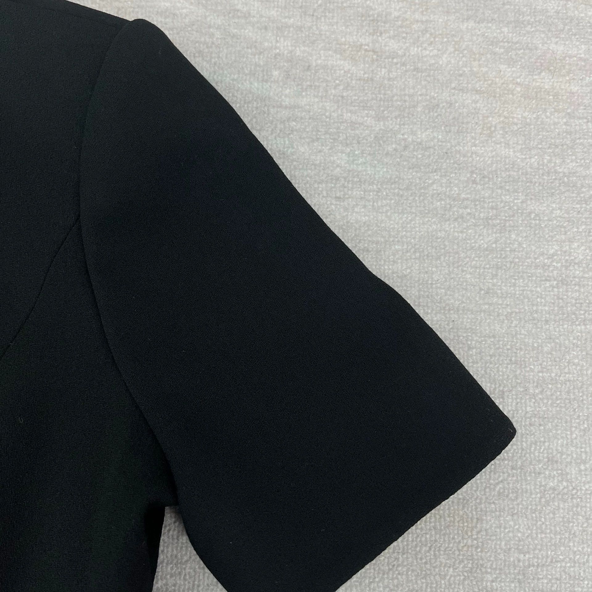 Saint Laurent Paris Saint Laurent Paris Black short sleeved dress Size US 36 / EU 52 - 4 Thumbnail