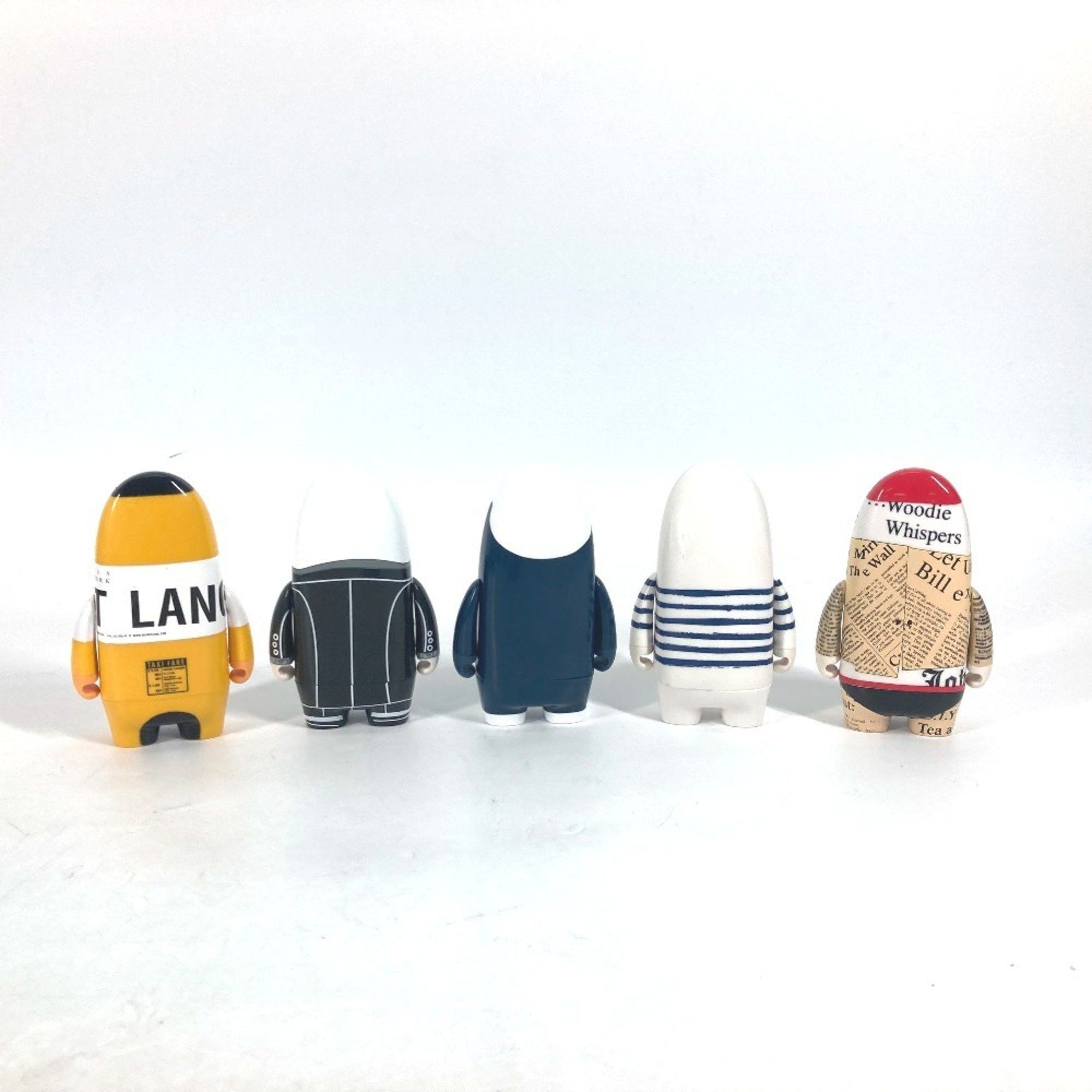 Yves Saint Laurent Yves Saint Laurent World Limited MORETOYS Visionaire VISIONAIRE 45 MORE TOYS Figures Set of 5 Objects Plastic Men's Multicolor Size ONE SIZE - 3 Thumbnail