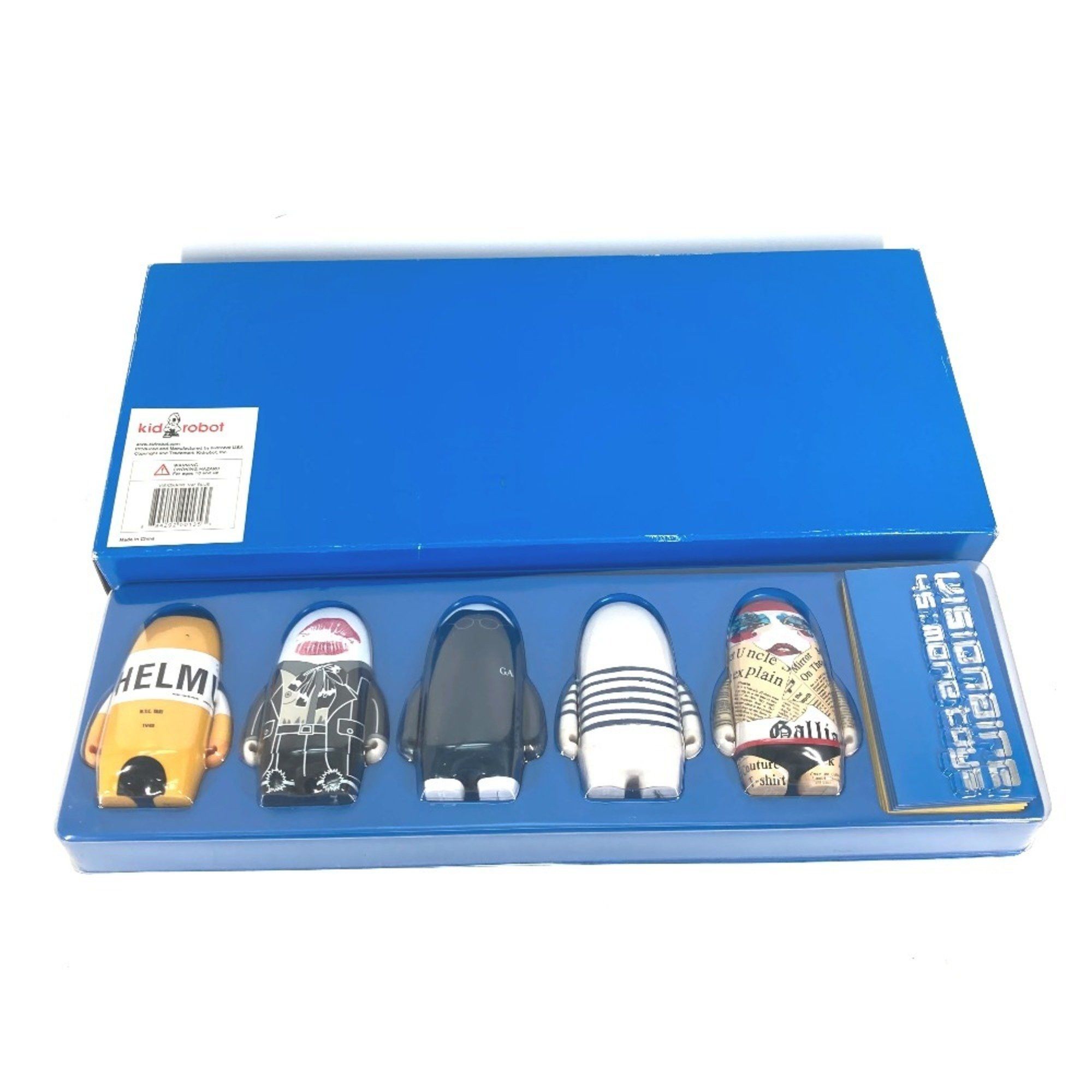 Yves Saint Laurent Yves Saint Laurent World Limited MORETOYS Visionaire VISIONAIRE 45 MORE TOYS Figures Set of 5 Objects Plastic Men's Multicolor Size ONE SIZE - 8 Thumbnail