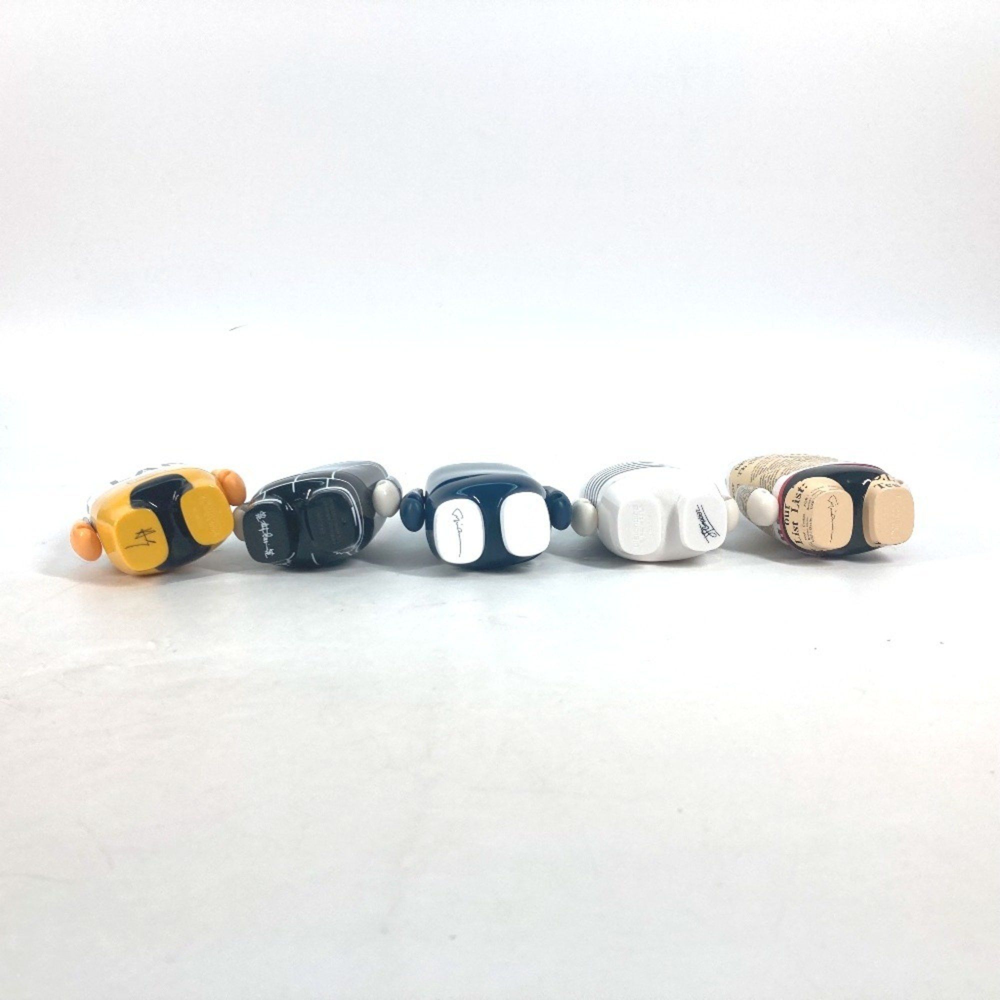 Yves Saint Laurent Yves Saint Laurent World Limited MORETOYS Visionaire VISIONAIRE 45 MORE TOYS Figures Set of 5 Objects Plastic Men's Multicolor Size ONE SIZE - 4 Thumbnail