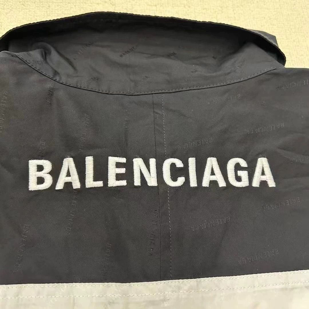 Balenciaga Balenciaga black and white submachine jacket Size US L / EU 52-54 / 3 - 4 Thumbnail