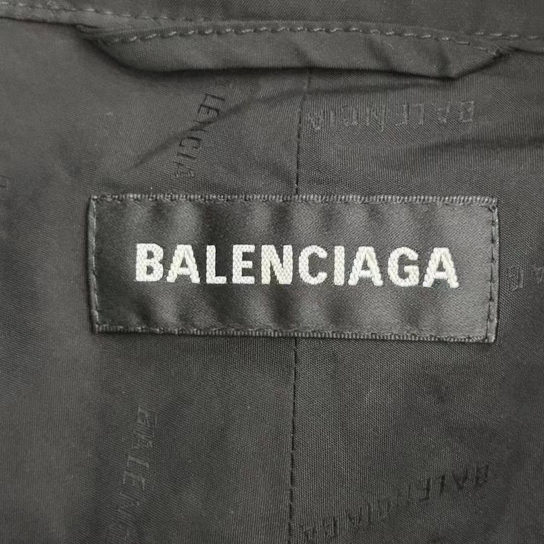 Balenciaga Balenciaga black and white submachine jacket Size US L / EU 52-54 / 3 - 5 Thumbnail