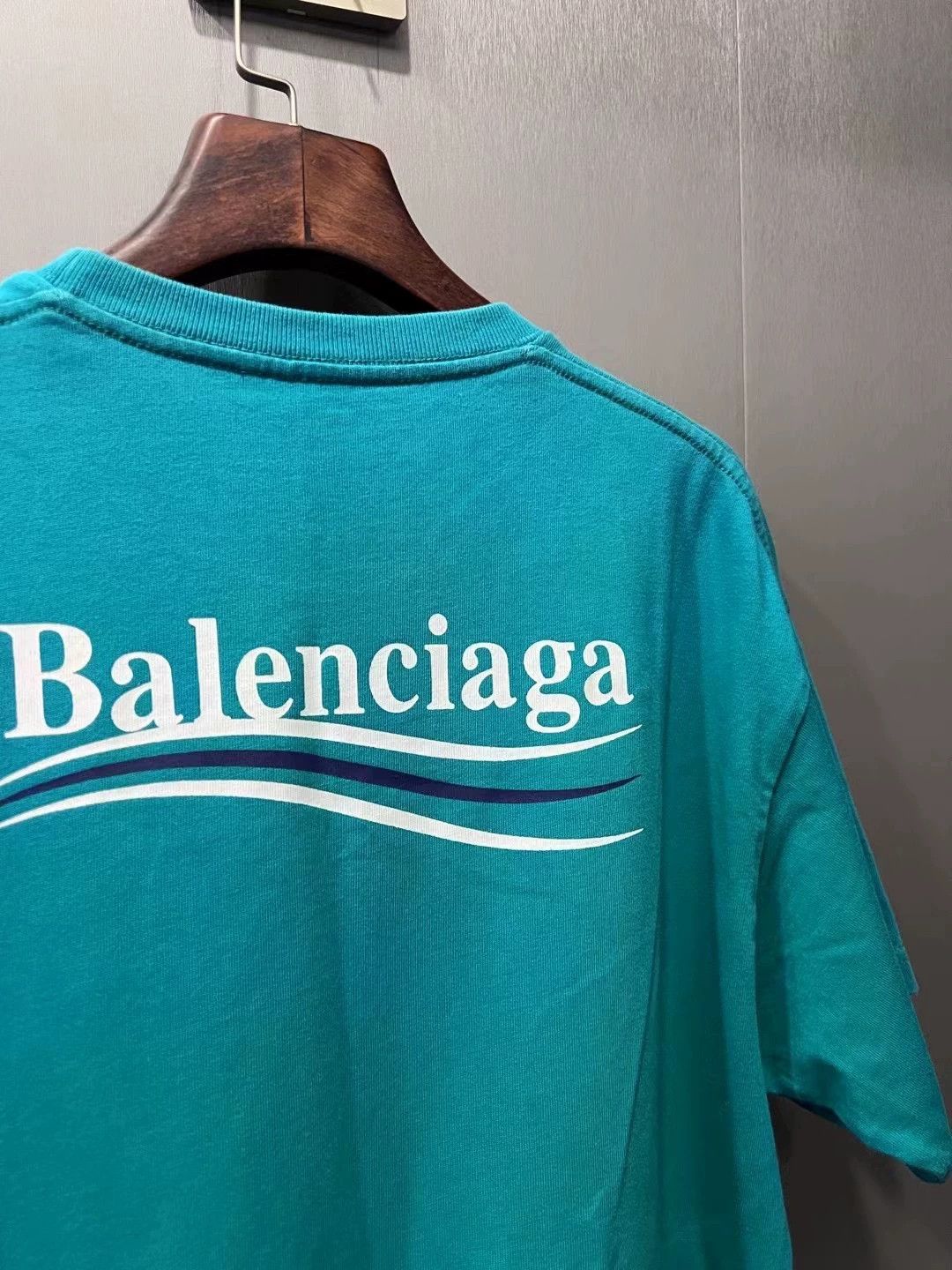 Balenciaga Balenciaga front and back logo cola short sleeved shirt Size US XS / EU 42 / 0 - 3 Thumbnail