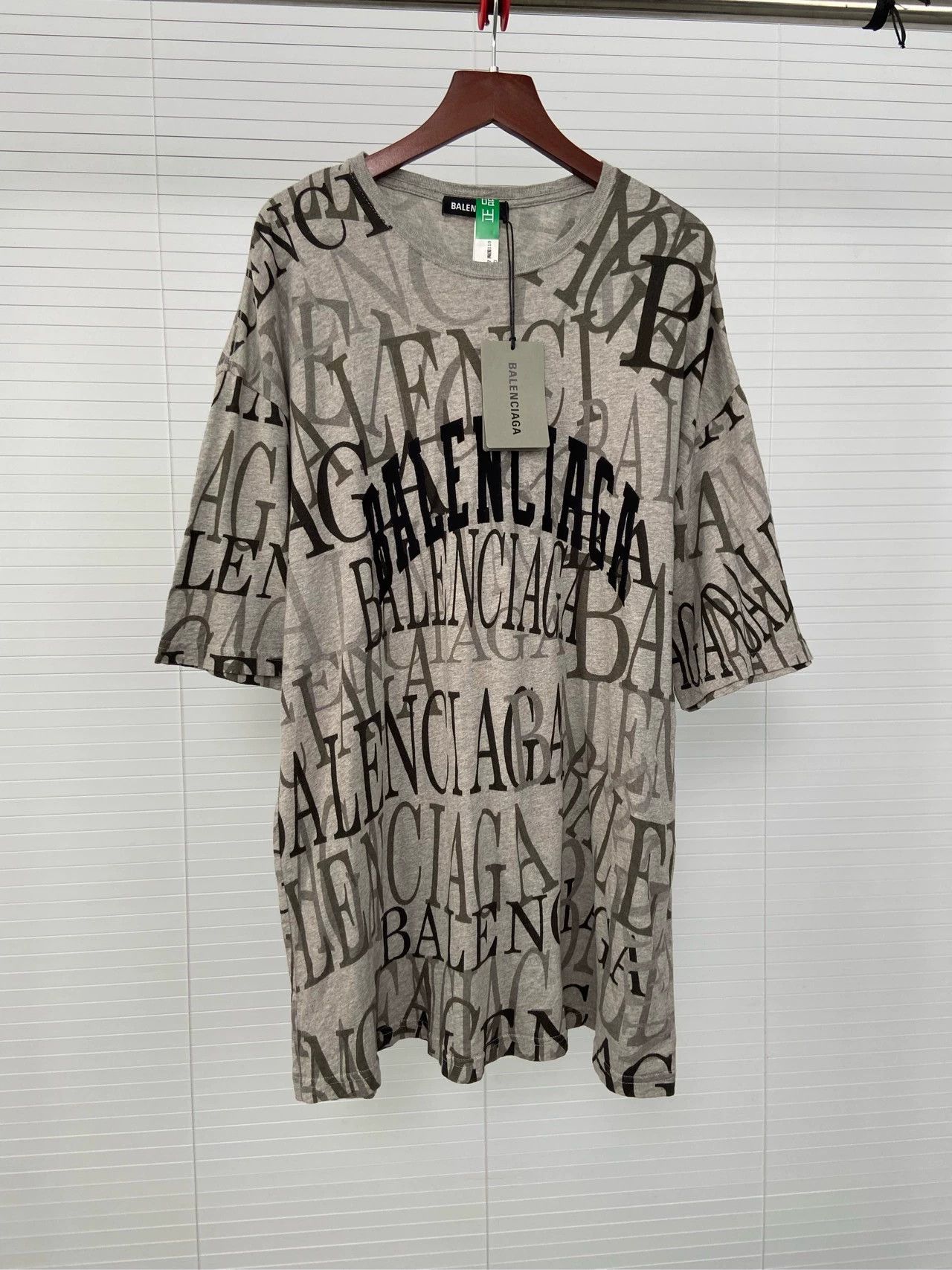 Balenciaga Balenciaga grey short sleeved pullover round neck multi font printed logo Size US XS / EU 42 / 0 - 3 Thumbnail