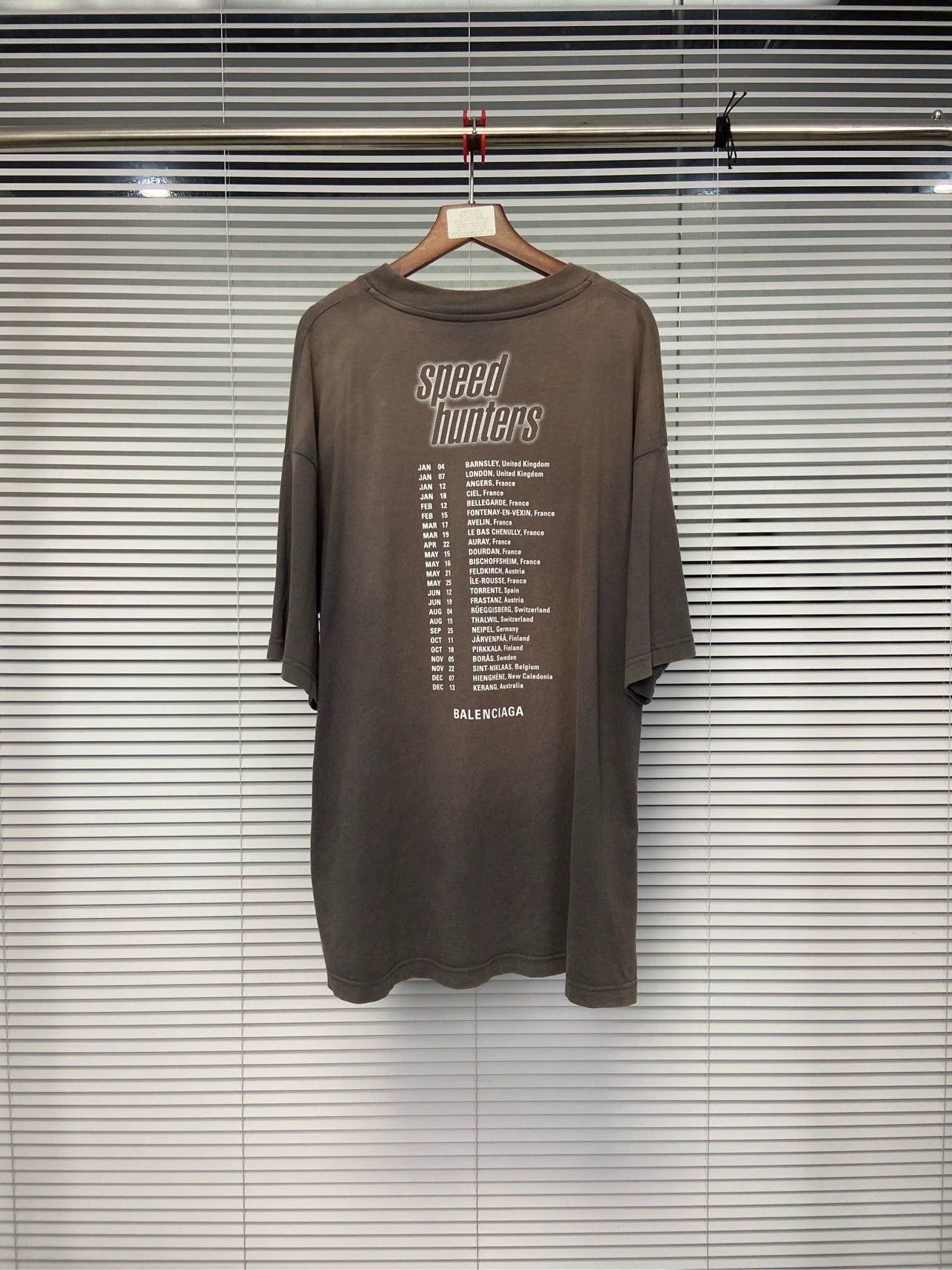 Balenciaga Balenciaga Speed Hunter series portrait print logo retro loose short sleeved shirt Size US S / EU 44-46 / 1 - 2 Thumbnail