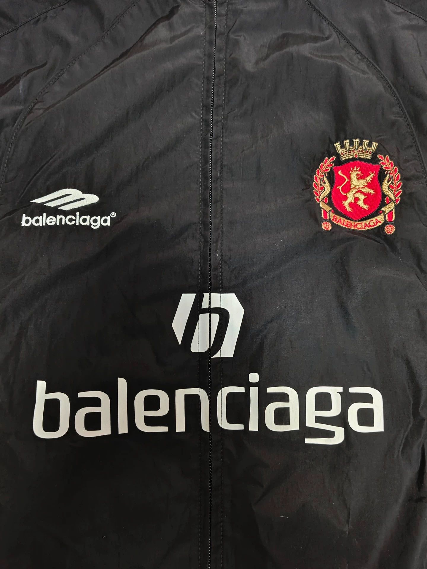 Balenciaga Balenciaga 24ss Manchester United football Paris limited edition nylon jacket Size US M / EU 48-50 / 2 - 3 Thumbnail