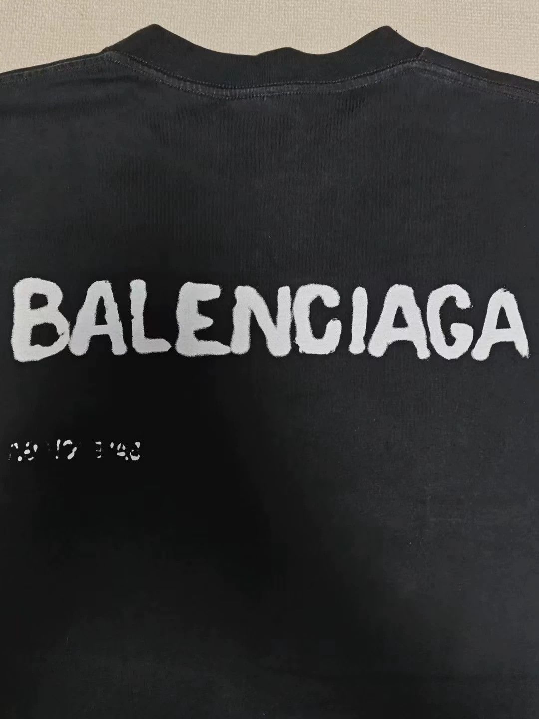 Balenciaga Balenciaga23ss graffiti spray painted logo made old short sleeved T-shirt Size US XXS / EU 40 - 3 Thumbnail