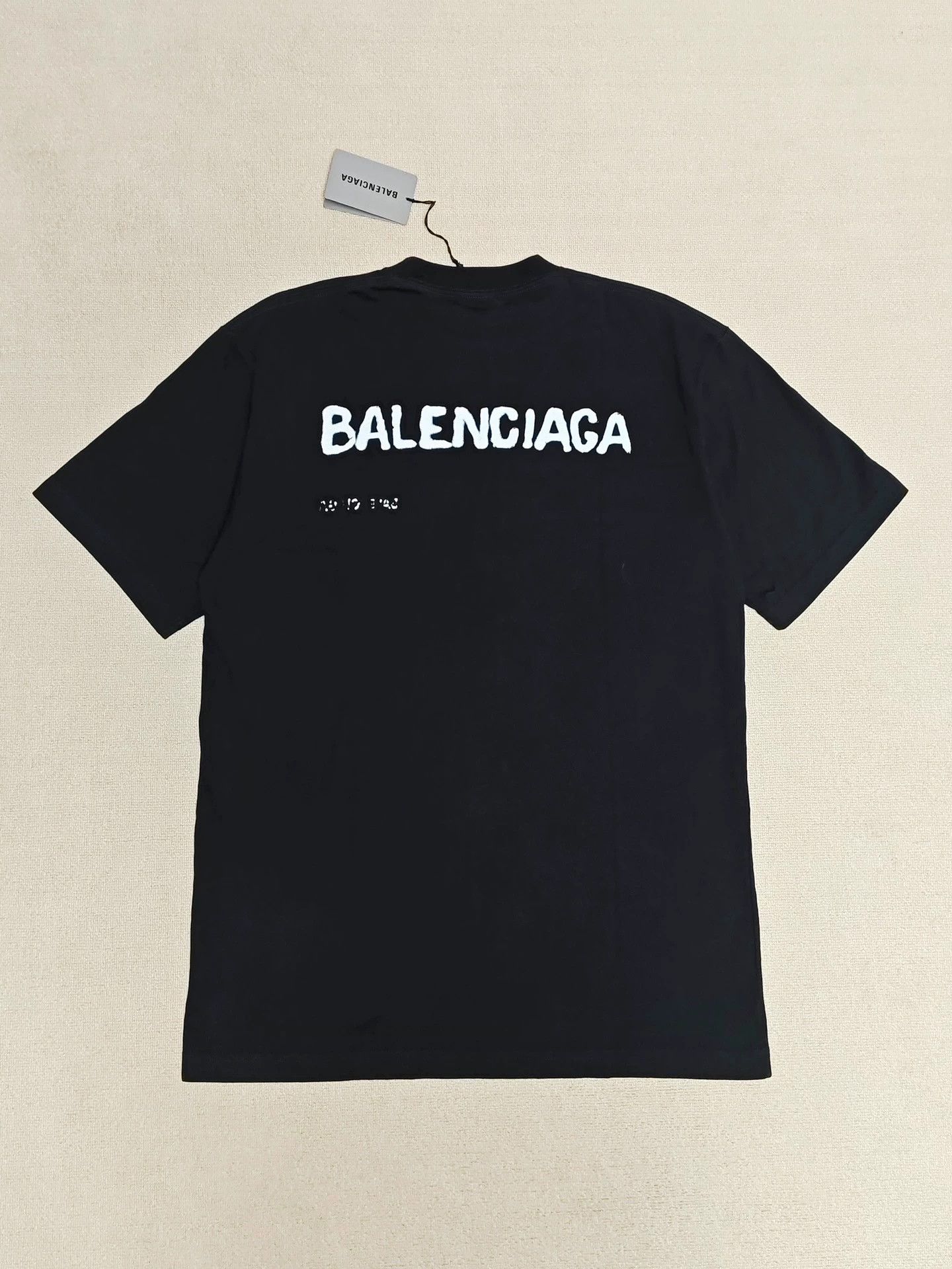 Balenciaga Balenciaga23ss graffiti spray painted logo made old short sleeved T-shirt Size US XXS / EU 40 - 2 Thumbnail