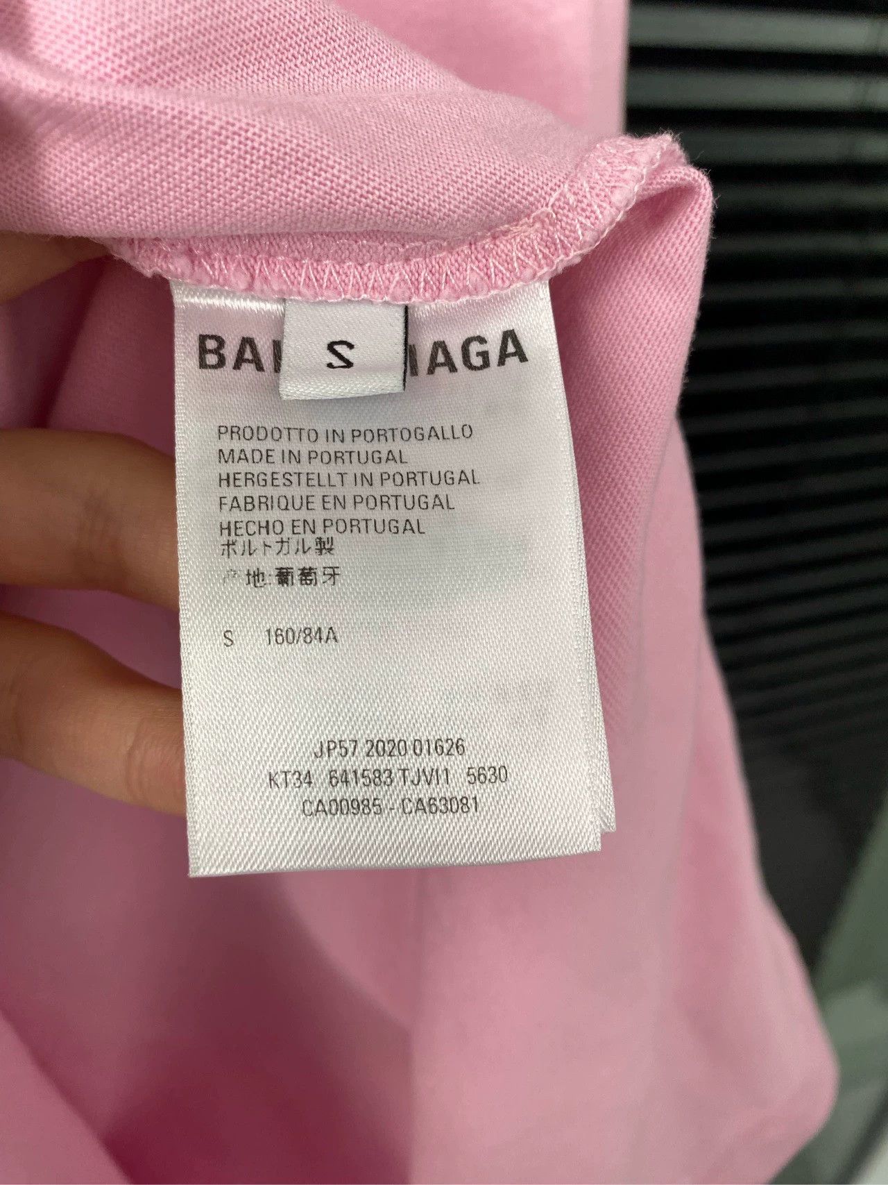 Balenciaga Balenciaga loose long sleeved T-shirt with teddy bear print Size US S / EU 44-46 / 1 - 6 Thumbnail