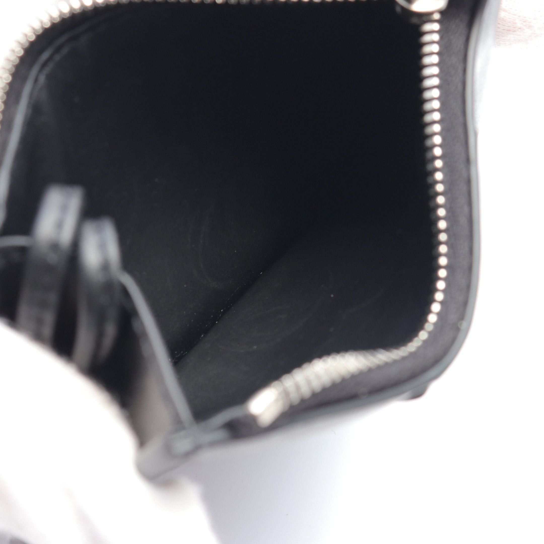 Bottega Veneta Bottega Veneta Cassette Coin Purse Leather Black With Key Ring Size ONE SIZE - 6 Thumbnail