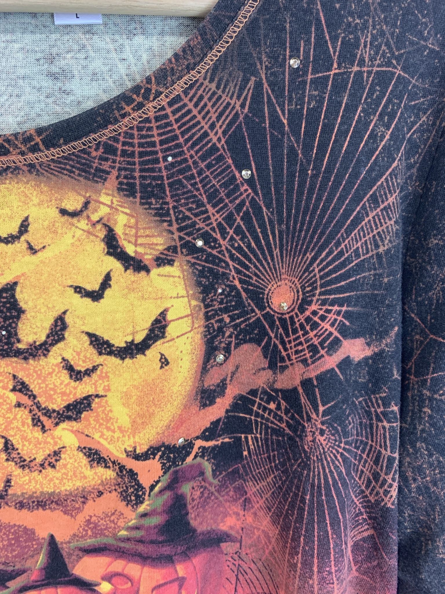 Vintage Vintage Halloween Jack O Lantern Spiderweb Rhinestone Longsleeve Size M (L) Size US M / EU 48-50 / 2 - 3 Thumbnail