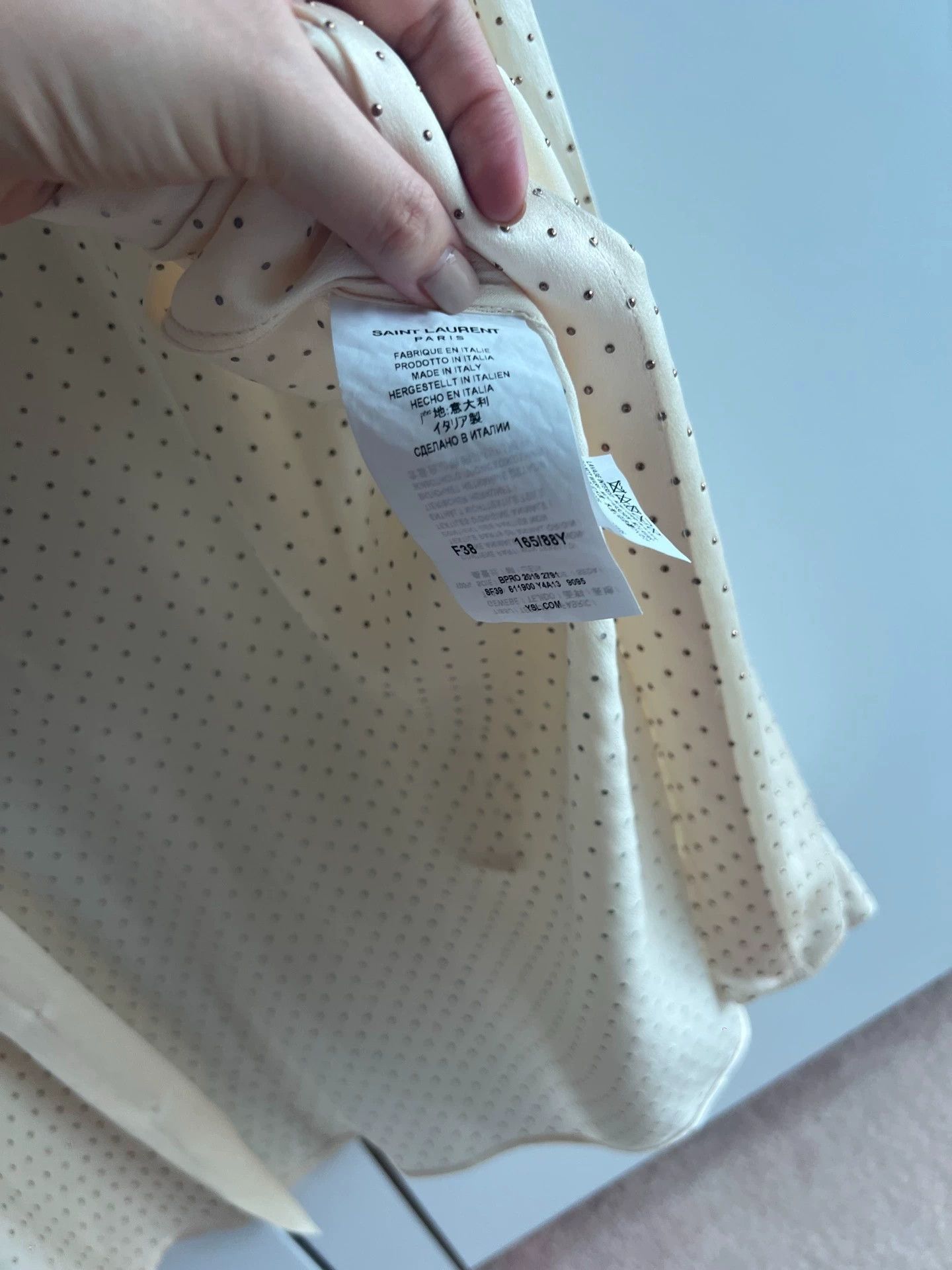 Saint Laurent Paris Saint Laurent Paris Beige mulberry silk shirt Size US S / EU 44-46 / 1 - 3 Thumbnail